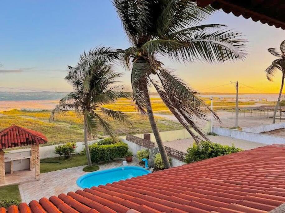Beautiful house by the sea in Barra do Cunhaú