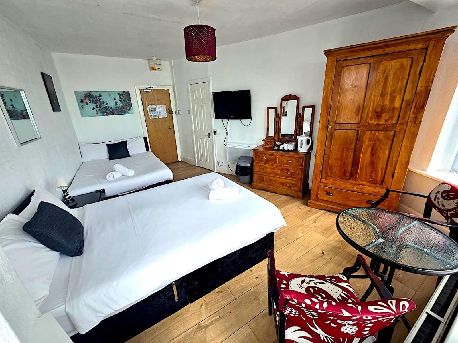 Henson hotel