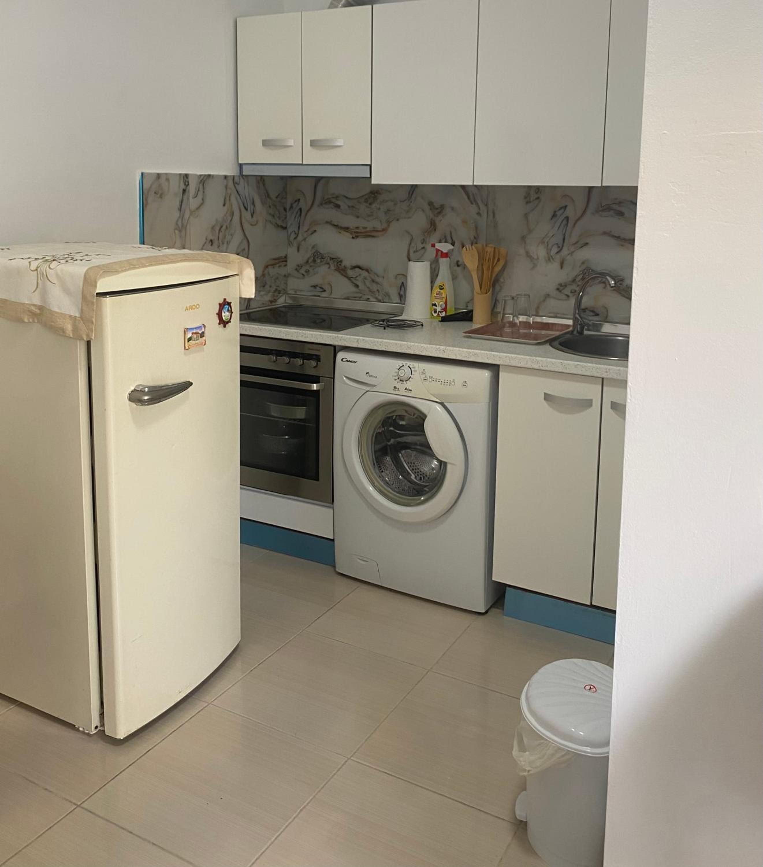Quiet one bedroom apartament- Dajti view