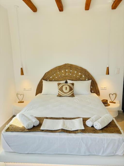 Yannis Boutique Cycladic House