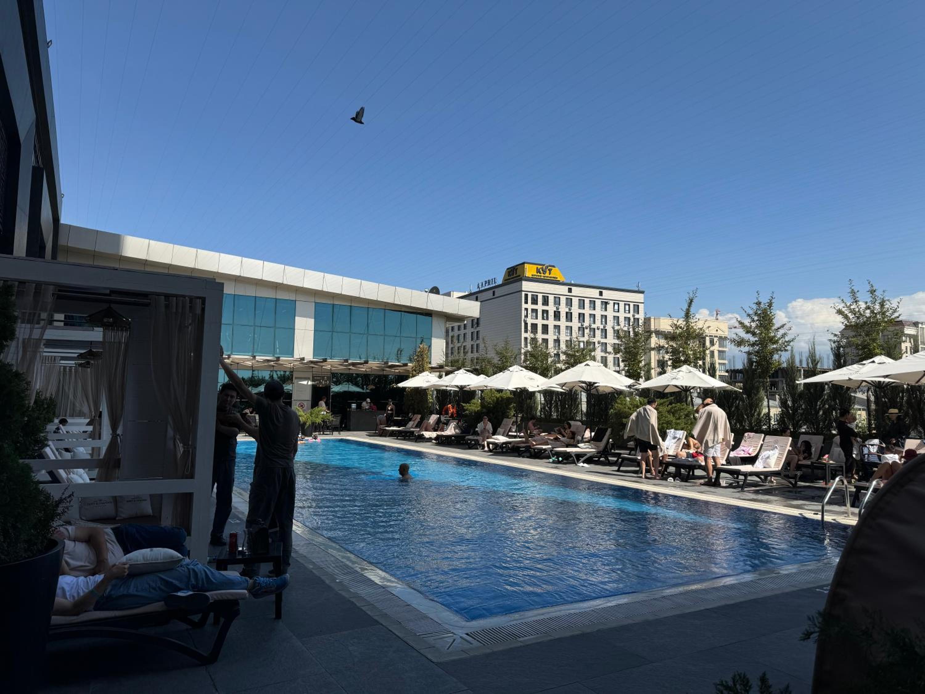 Poolside Apartment in Mall view 4
