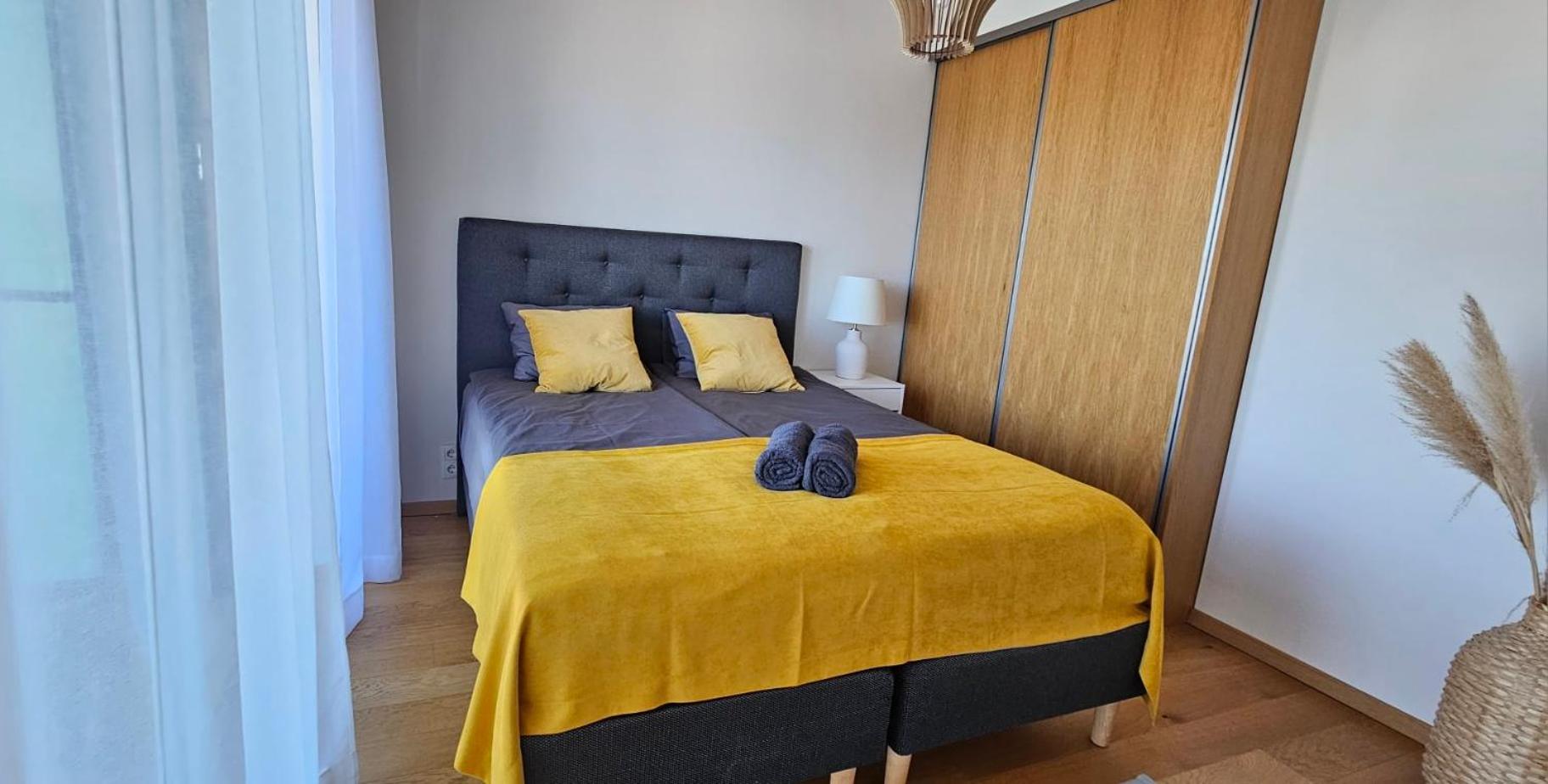 City Stay Tallinn apartment with seaview