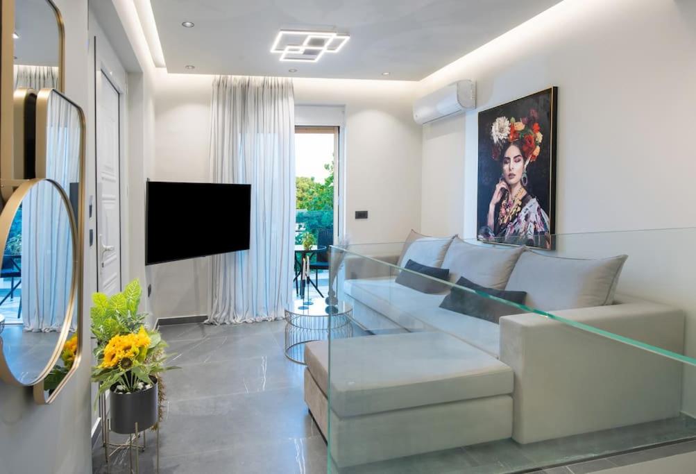 Santa Marina Luxury Apartments #2 with pool view 4