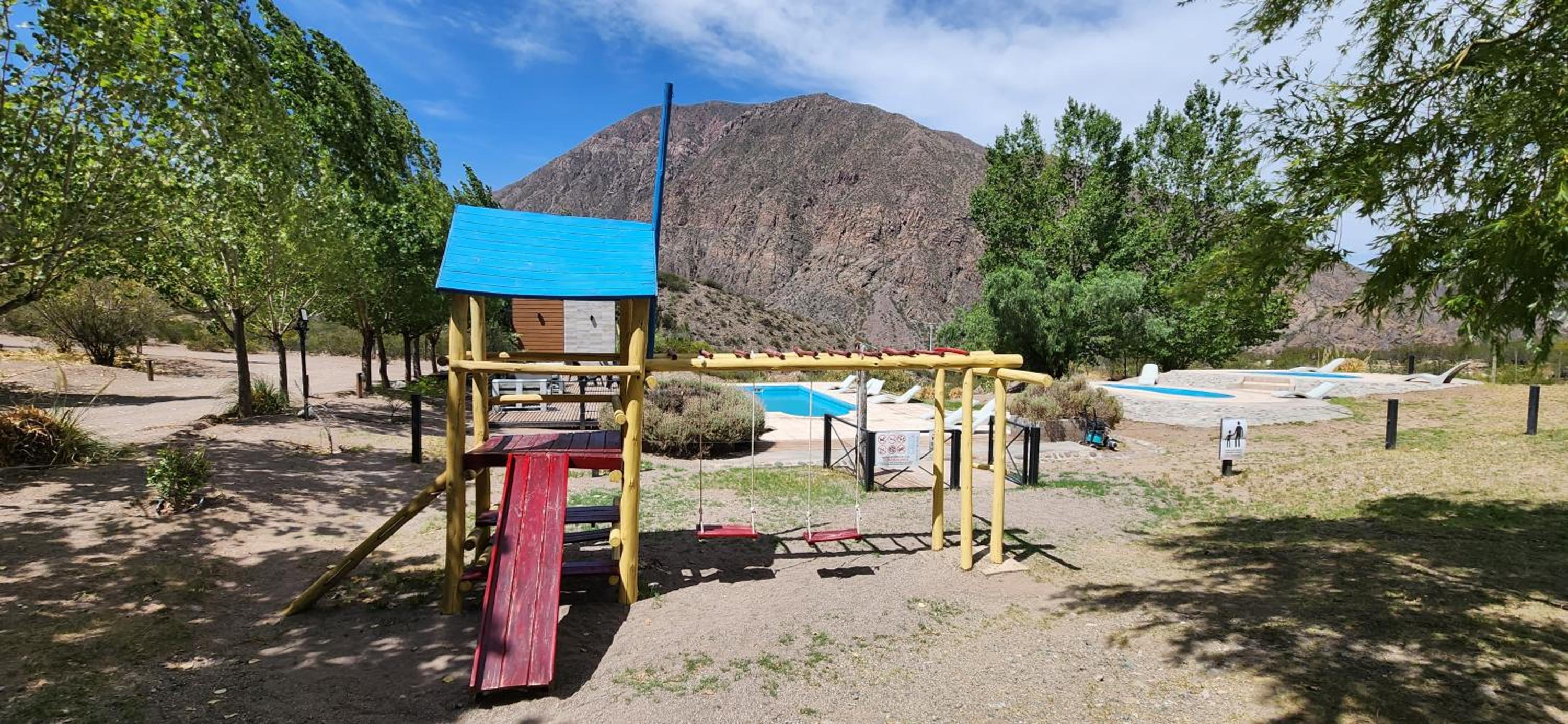 Cabaña confortable en complejo Vistacalma