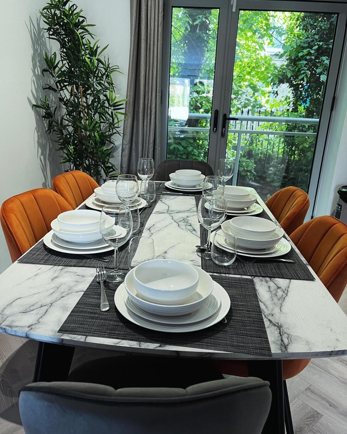 Rochester Lux Stay Townhouse 2