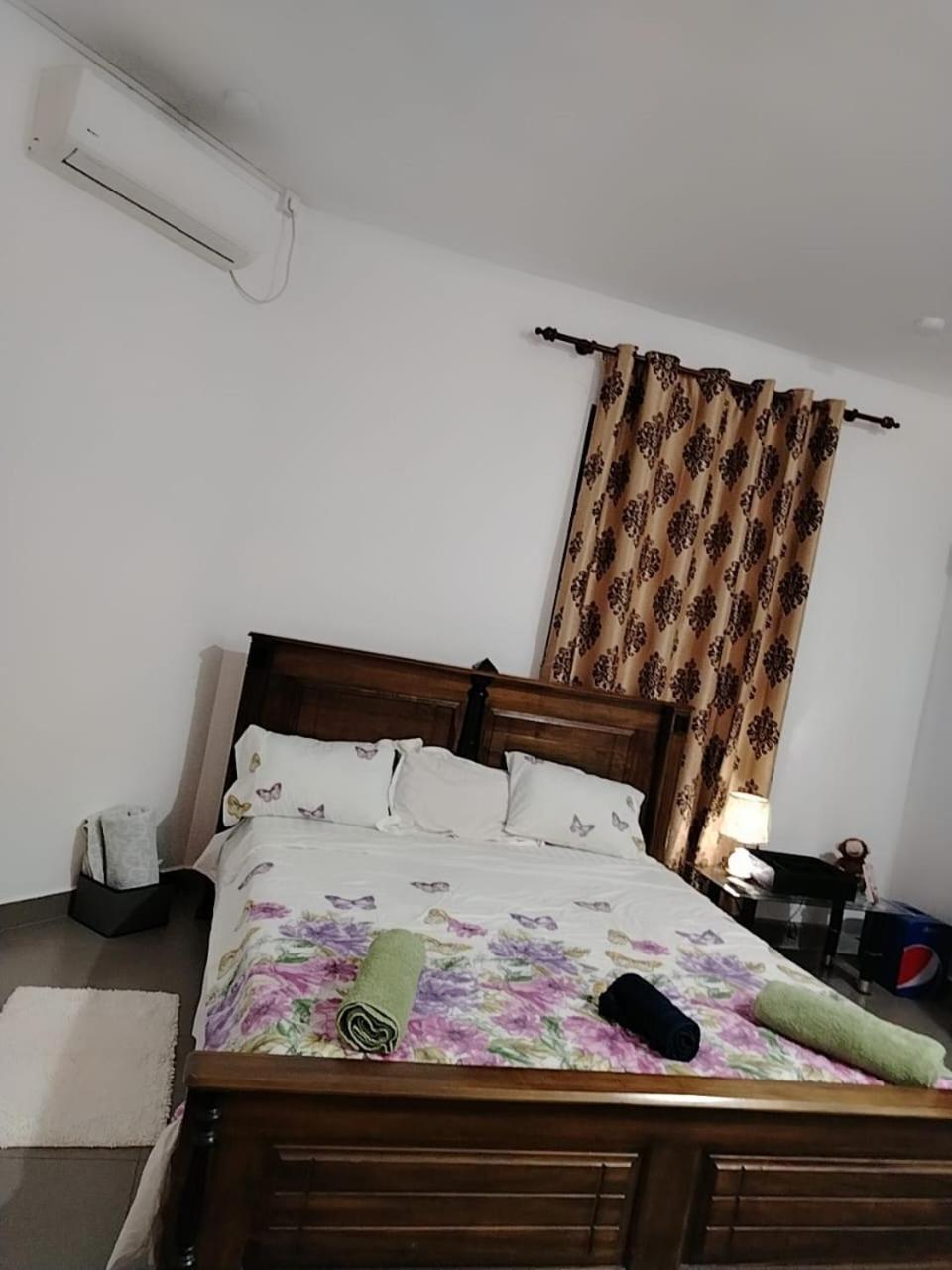 New city self catering luxury apartment view 2
