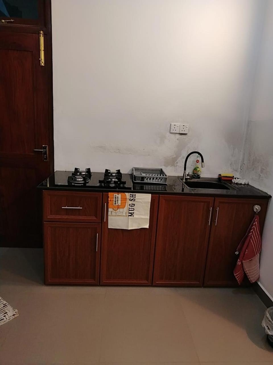 New city self catering luxury apartment view 5