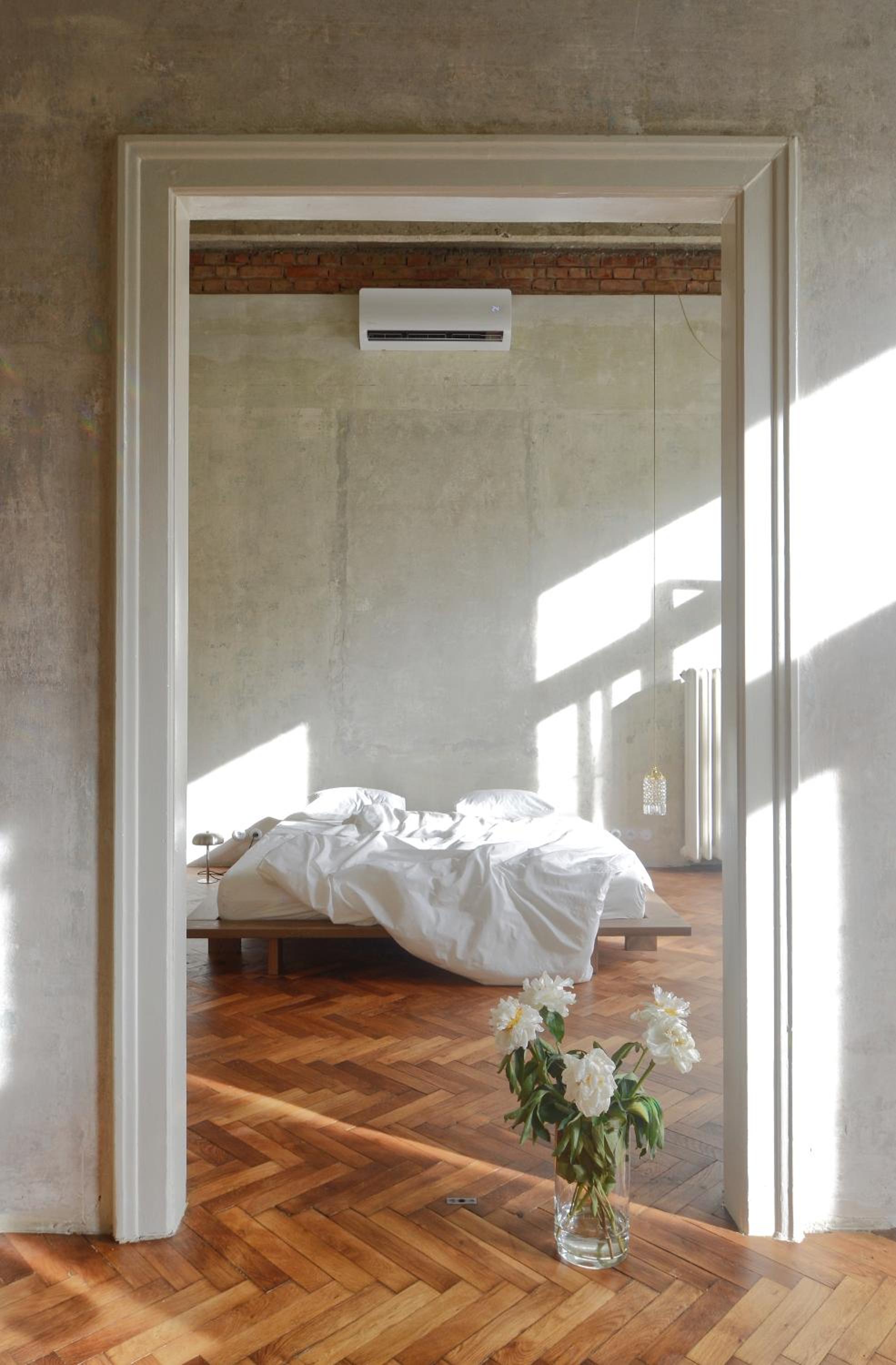 Extraordinary quiet apartment in the very centre view 3