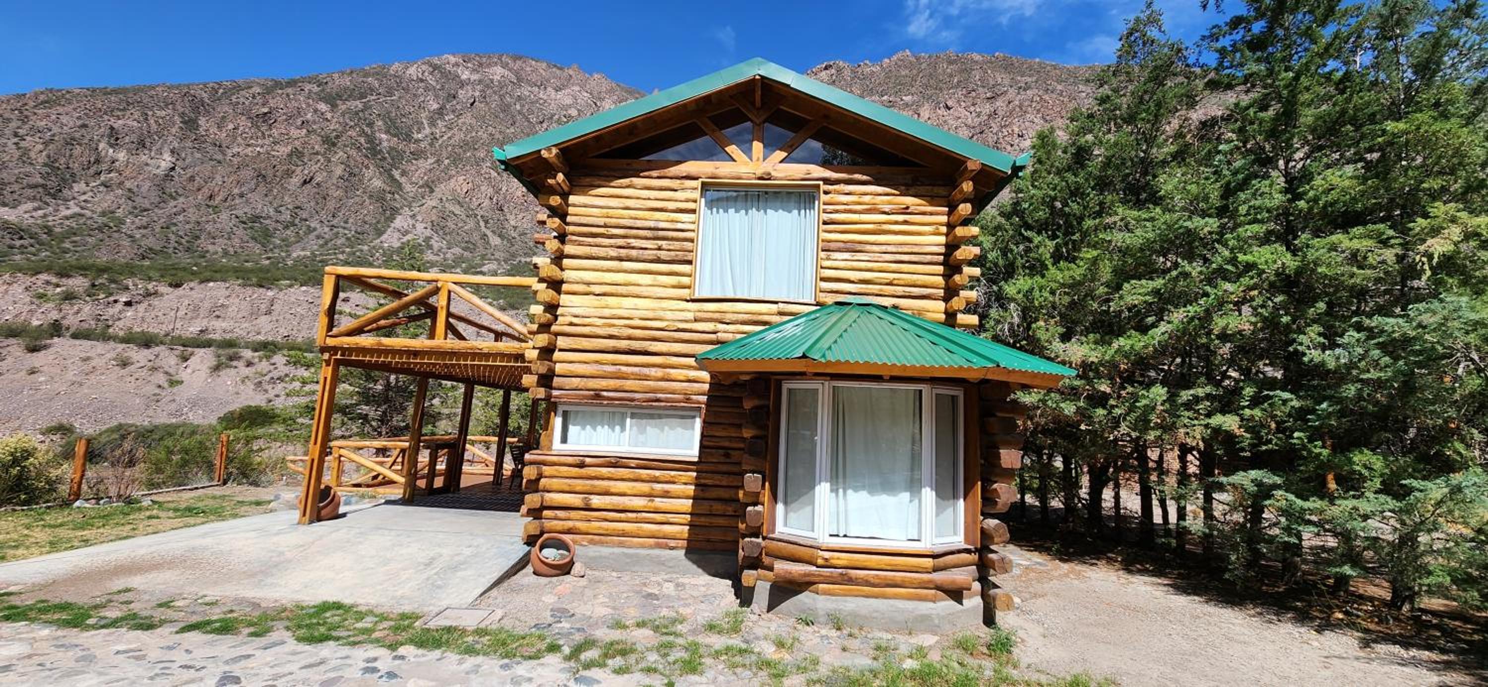 Cabin by the Mendoza River