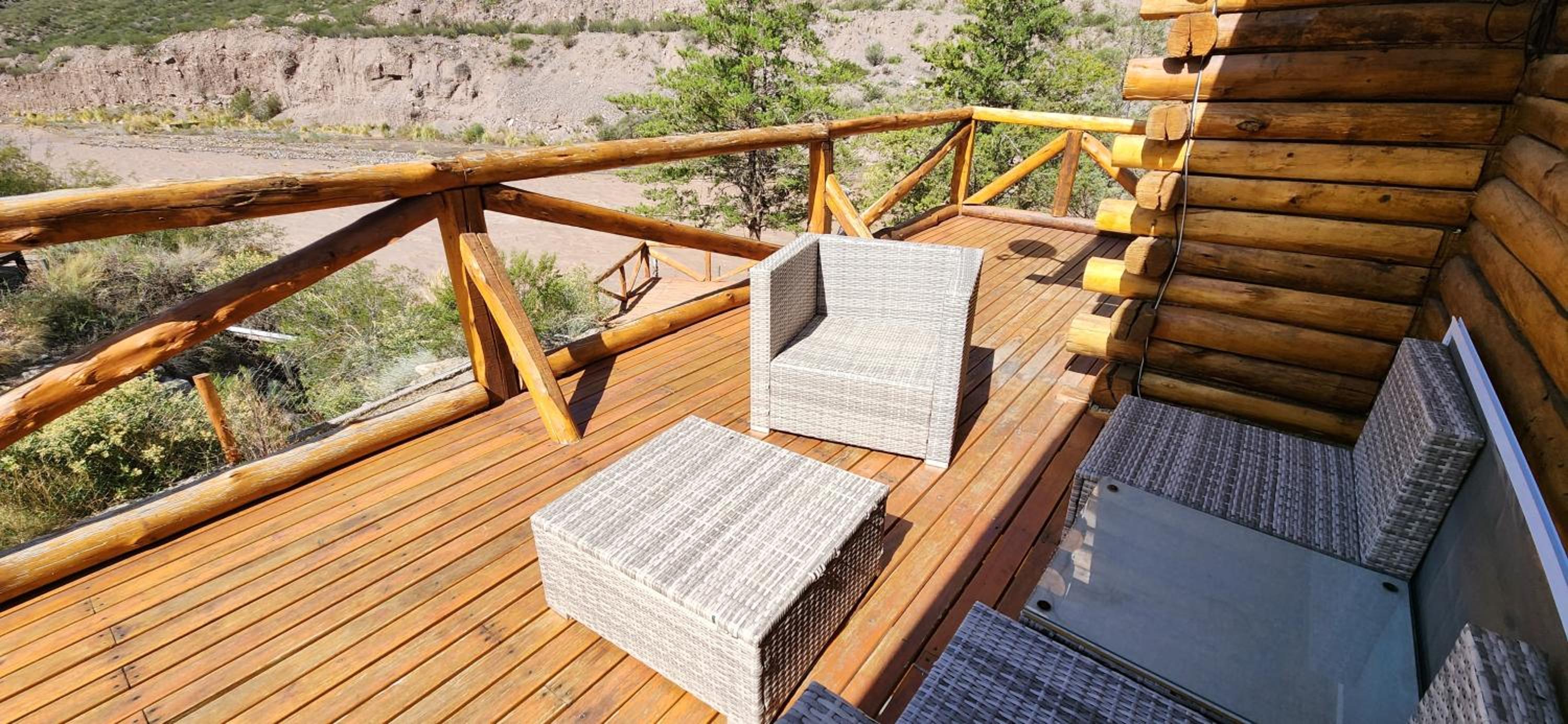 Cabin by the Mendoza River
