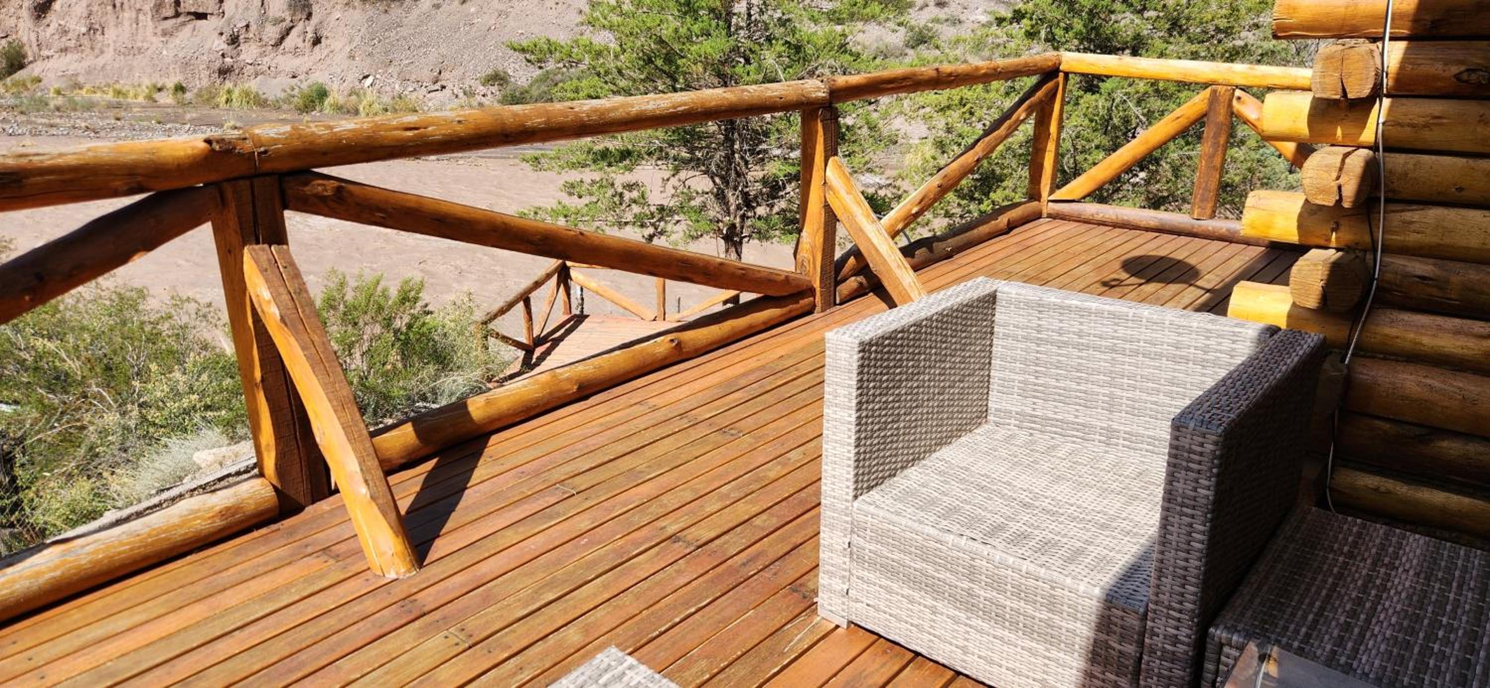 Cabin by the Mendoza River