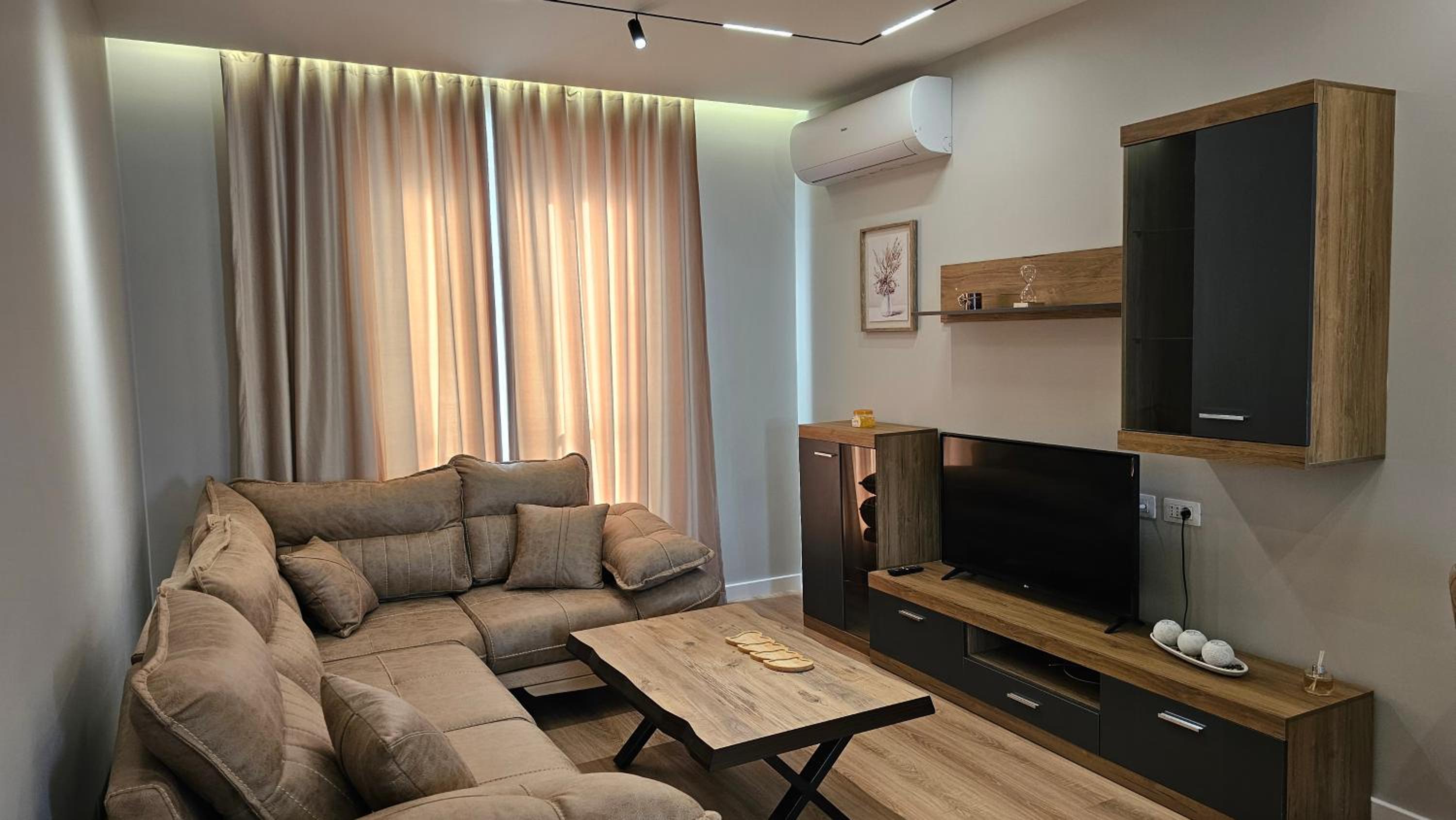 Tirana Airport Apartment