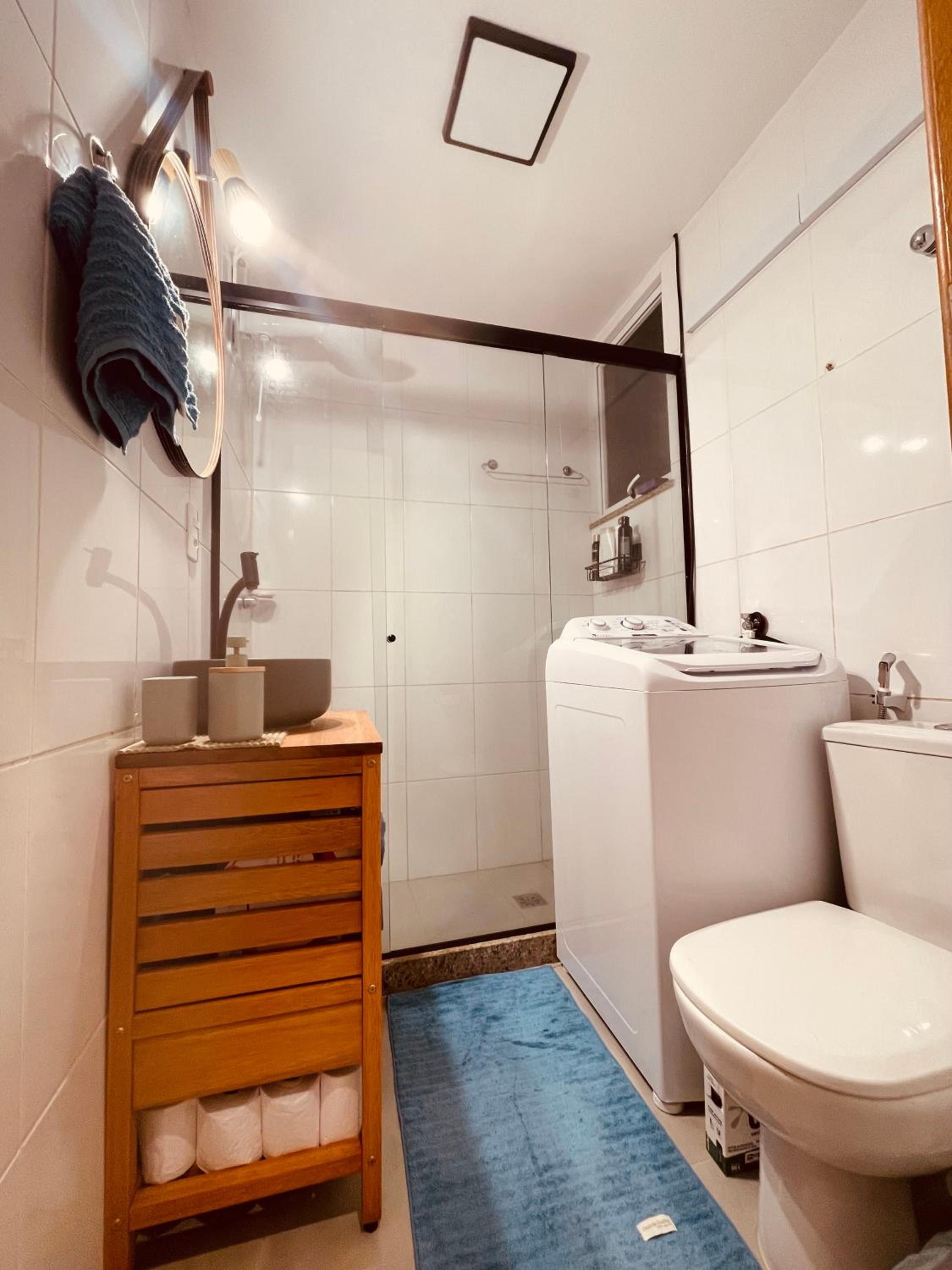 Quadra praia! Loft industrial requintado NOVO para 4 pessoas vizinho COPACABANA PALACE!