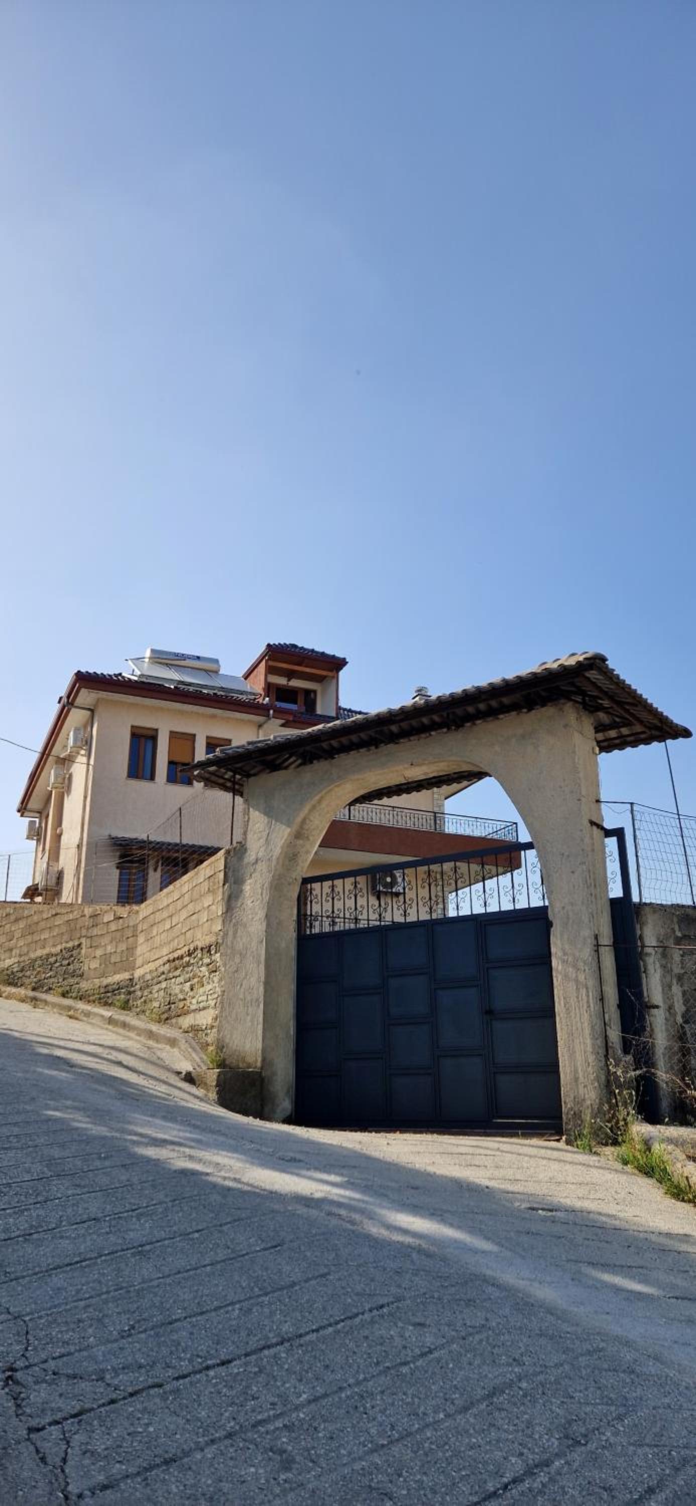 SHENA Guest House