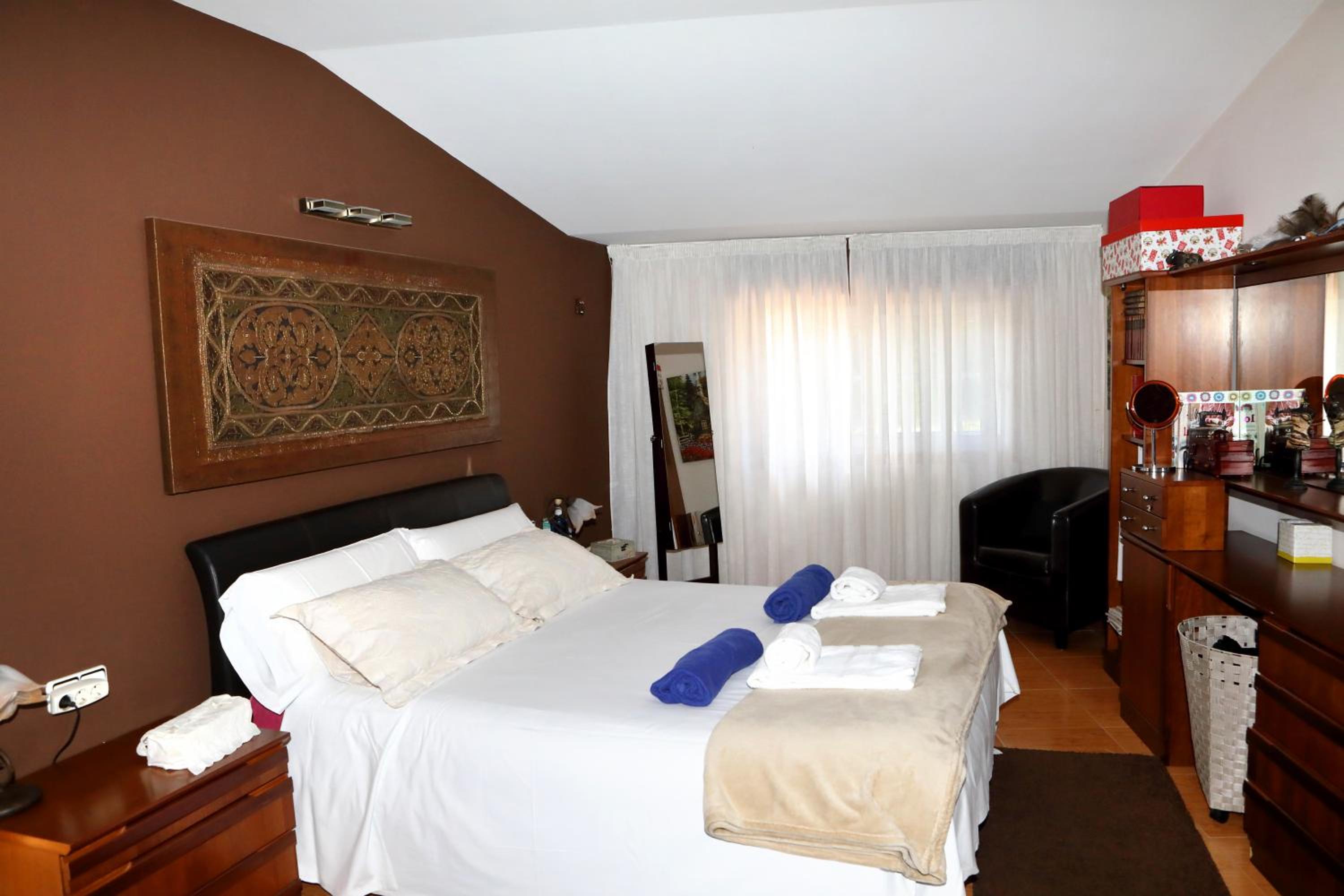 Casa familiar cerca de playa América