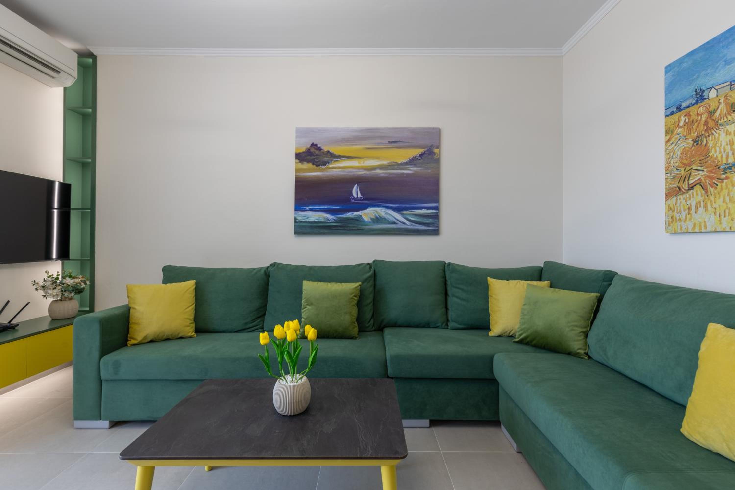 The view - Mimosa, Luxury, Central, Free Parking