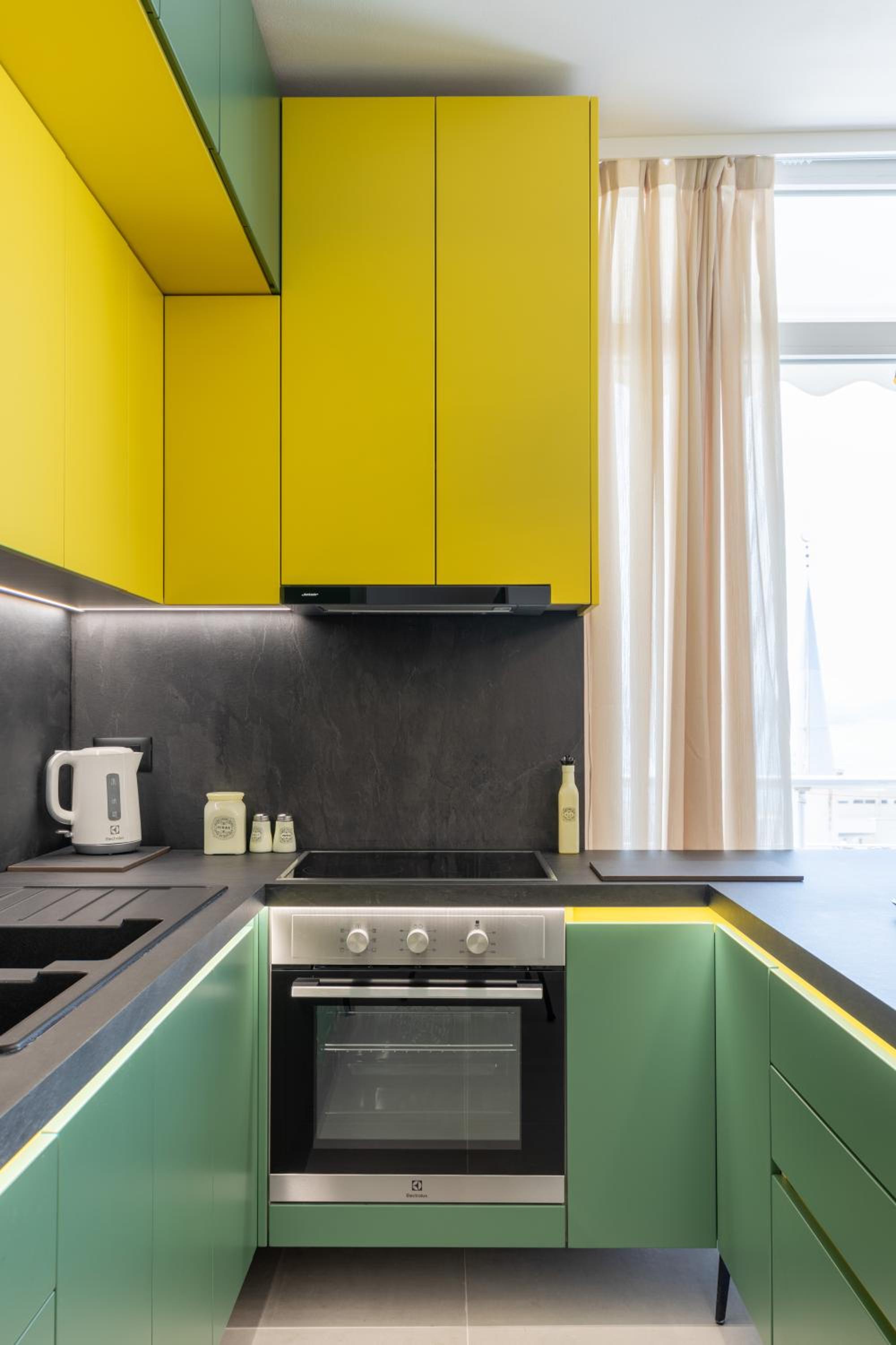 The view - Mimosa, Luxury, Central, Free Parking