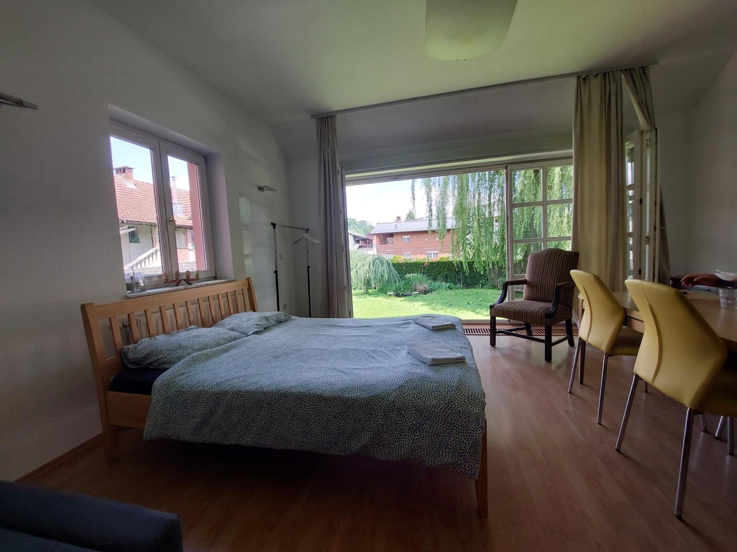 ROSE house - greenline accomodations view 2