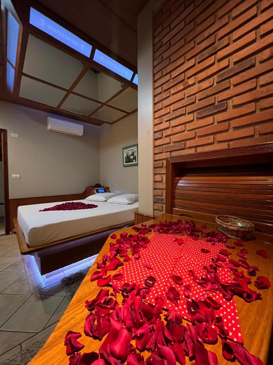 Status Motel Ourinhos