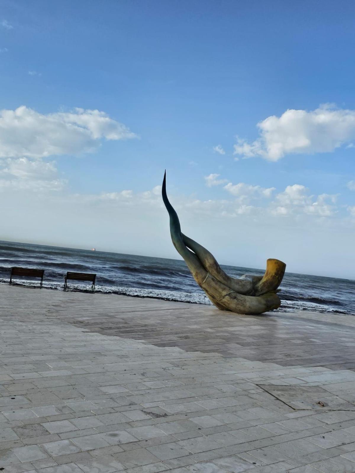 Currila Seafront by PS