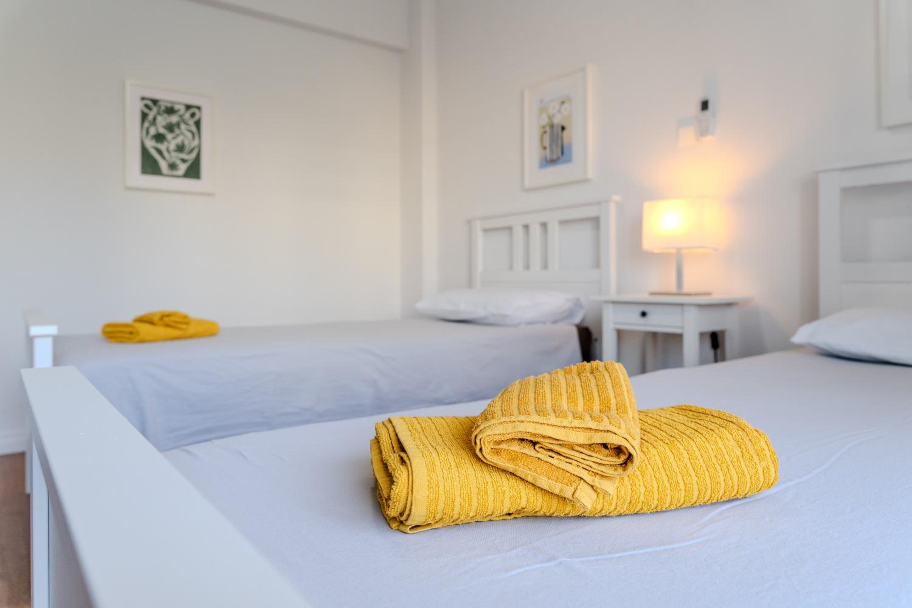 Finikoudes 3 Bedroom Seaview Flat