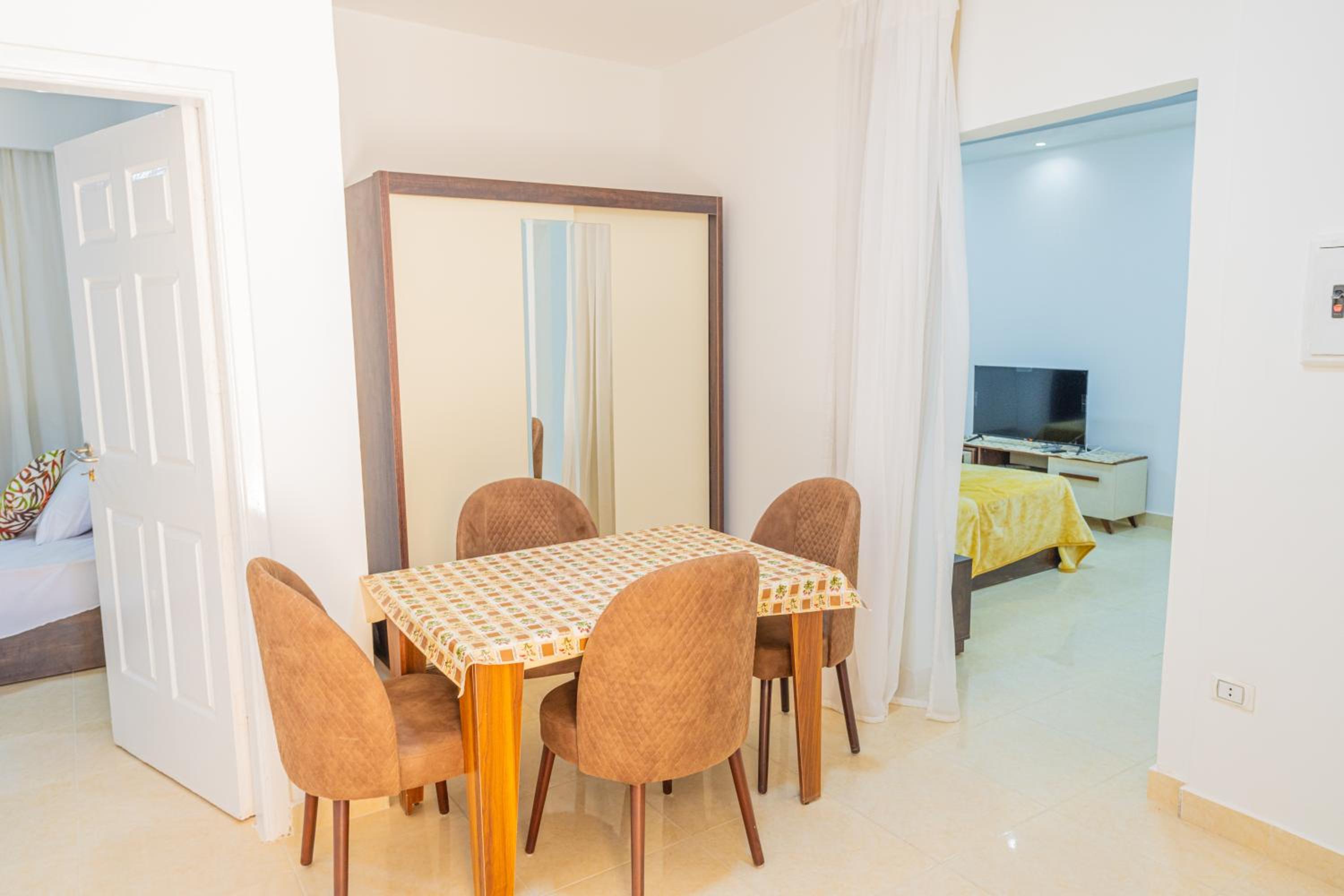 GoEgypt Sunny apartment