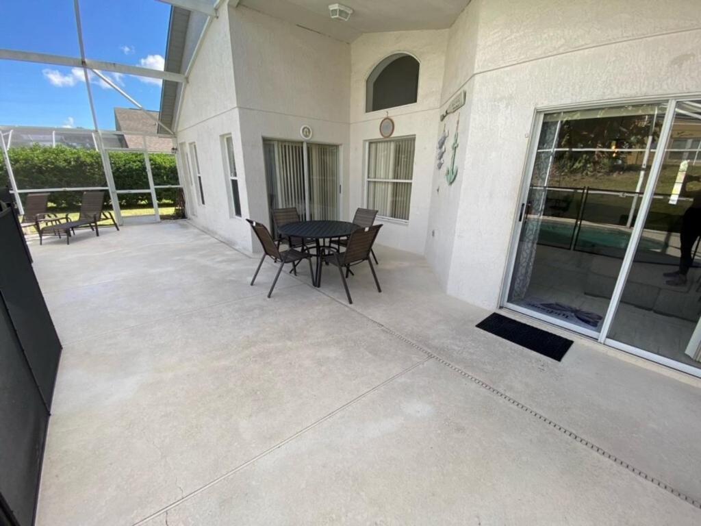 Southern Dunes Villa Private Pool Home in Haines City, US