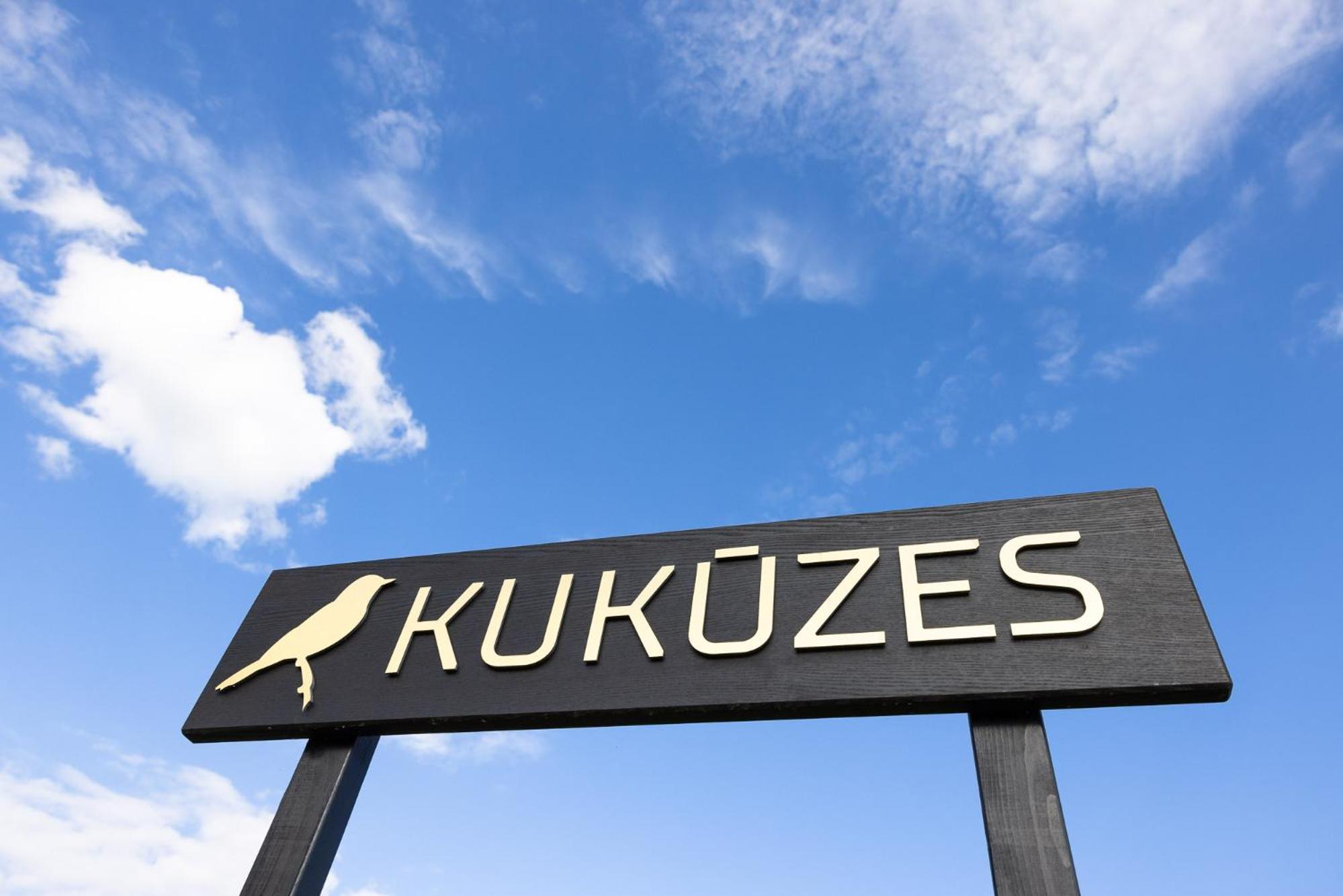 Kukuzes