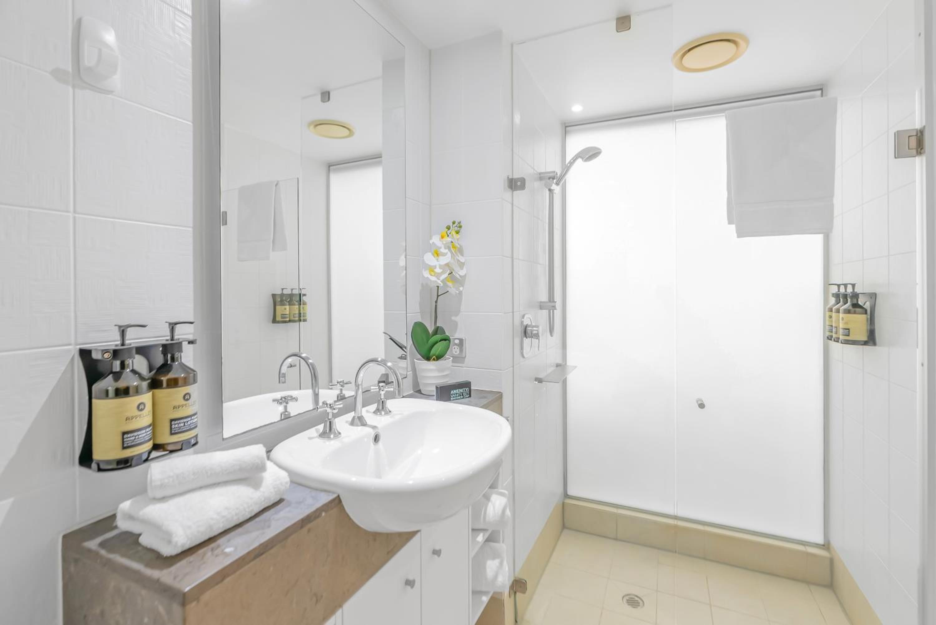 Elysium Private Accommodation at Beach Club & Spa