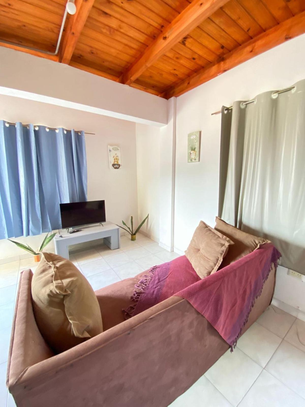 Ale's Apartments - Puerto Iguzú, Misiones