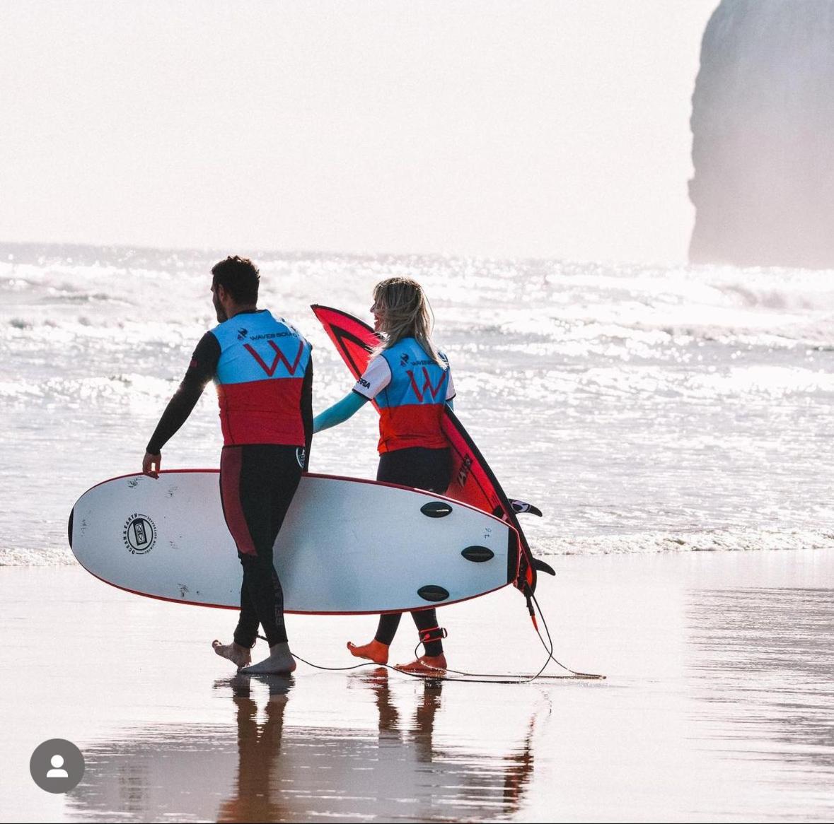 Escuela de Surf WAVES SOUND - Alojamiento Compartido