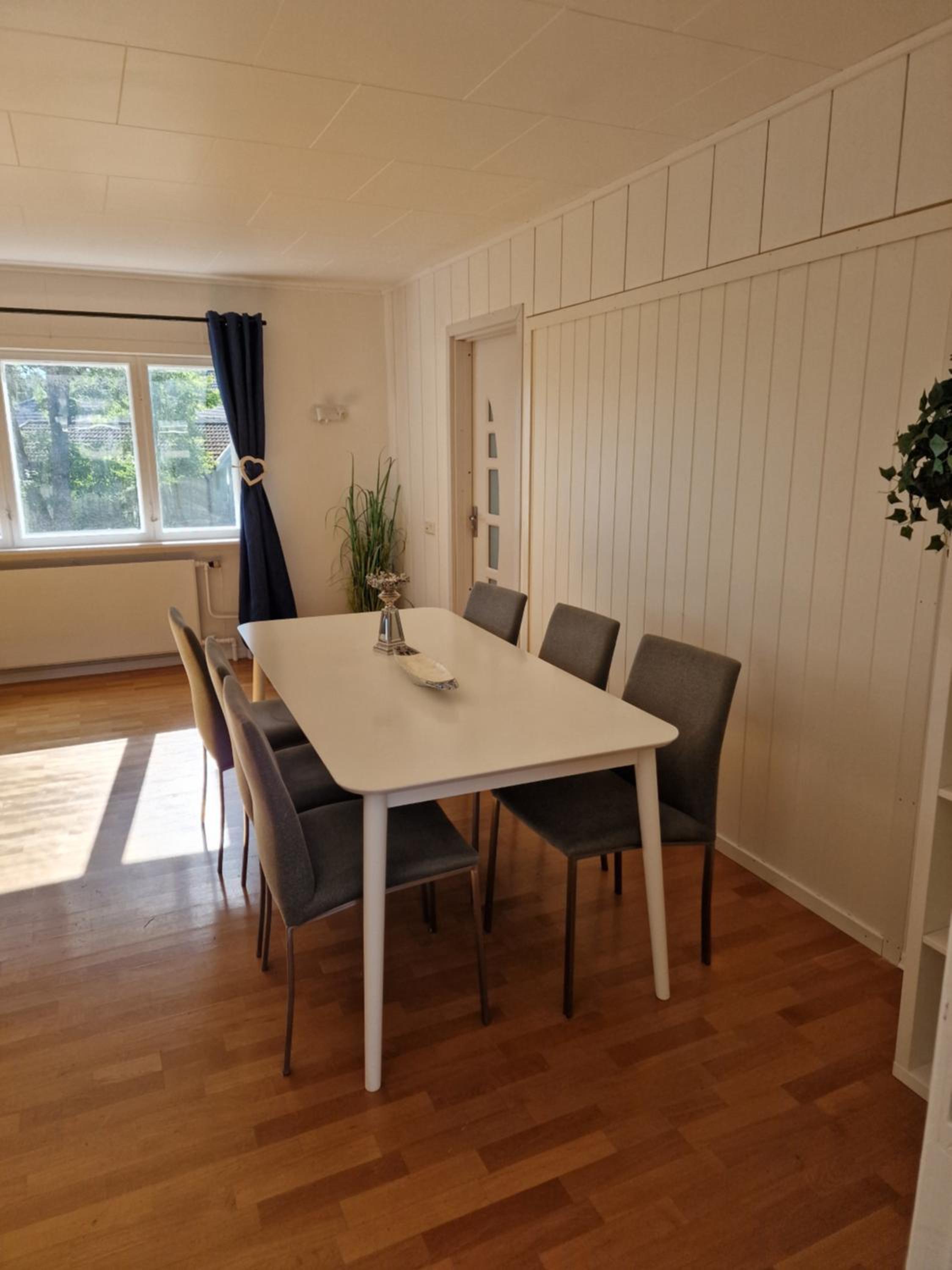 Aadarsh Villa rom -9 min from Oslo Airport view 4