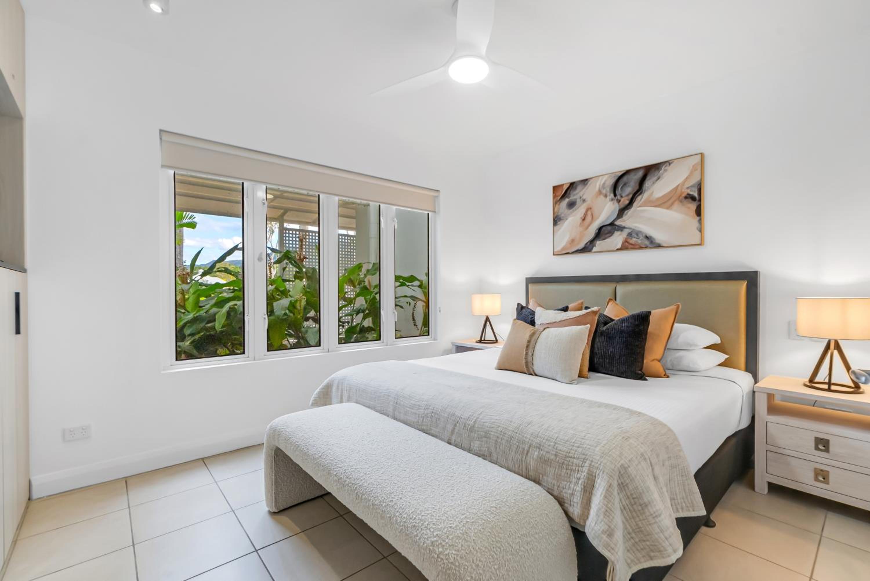 Elysium Private Accommodation at Beach Club & Spa