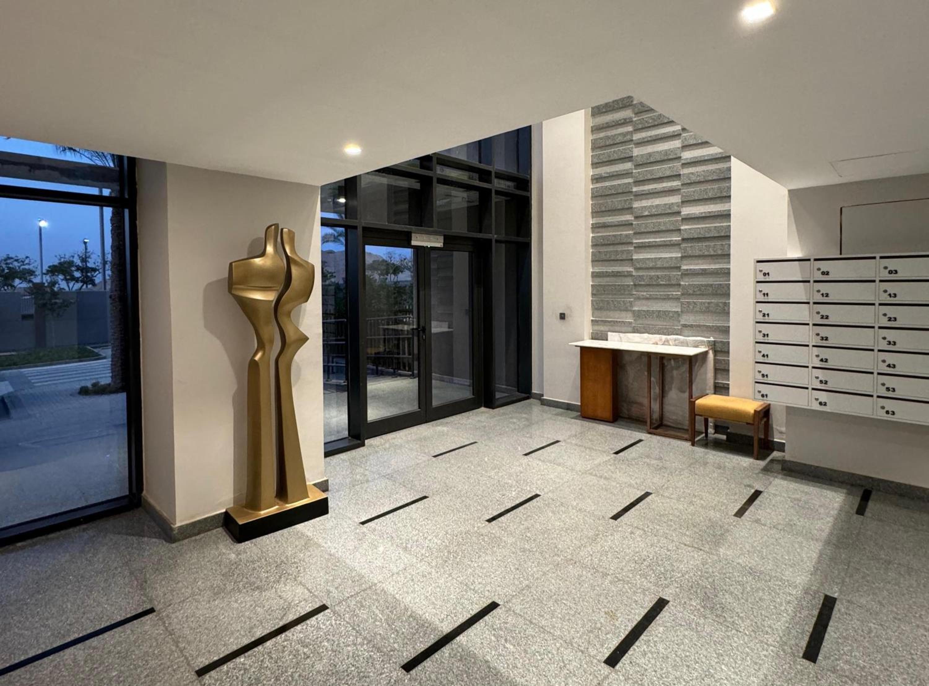 Hawker Stays! Elegant 2 Bedroom Apartment in Cairo Festival City