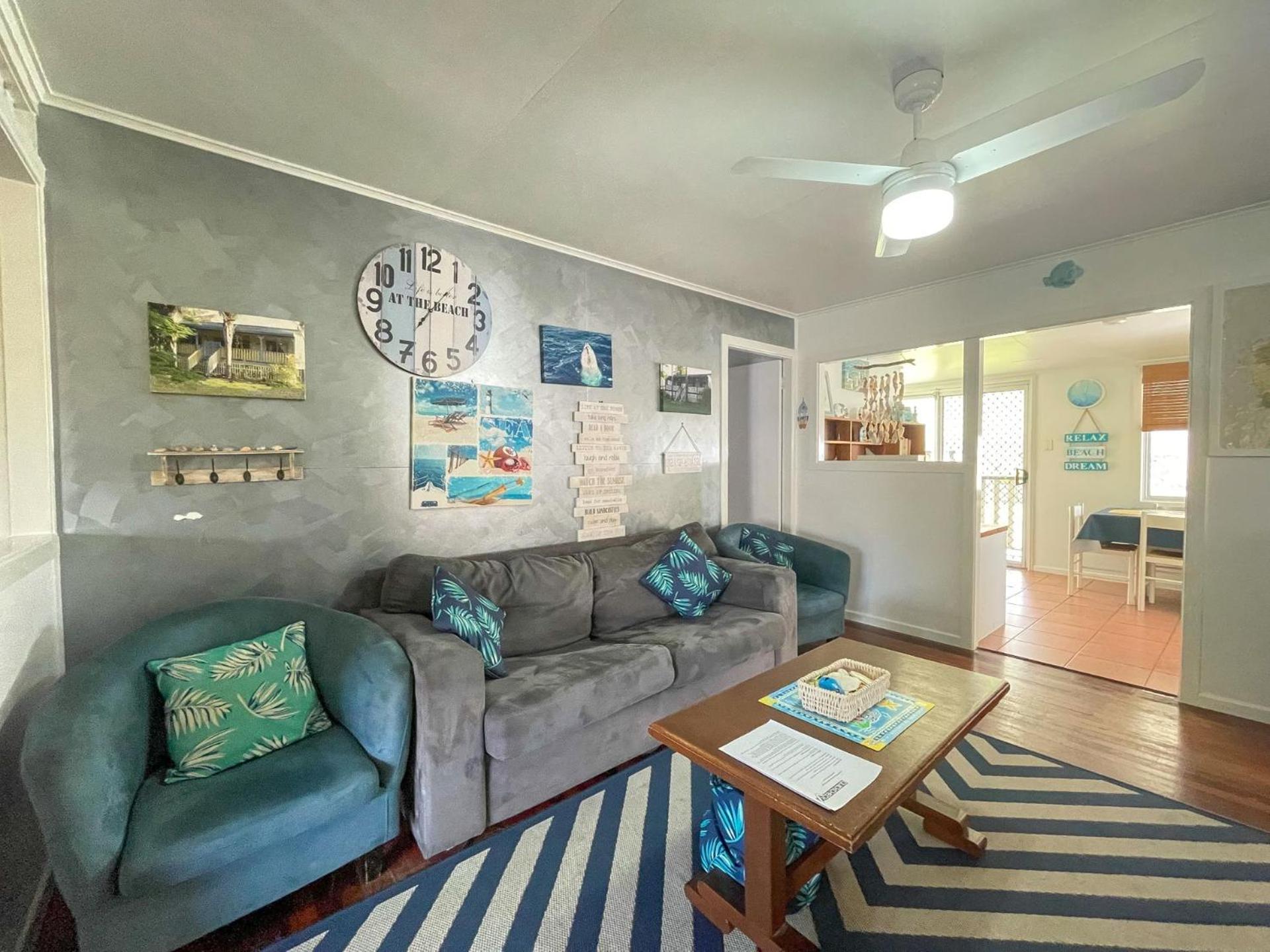 Scott's Retreat - Burrum Heads- Close to Beach- 4BR- Aircon