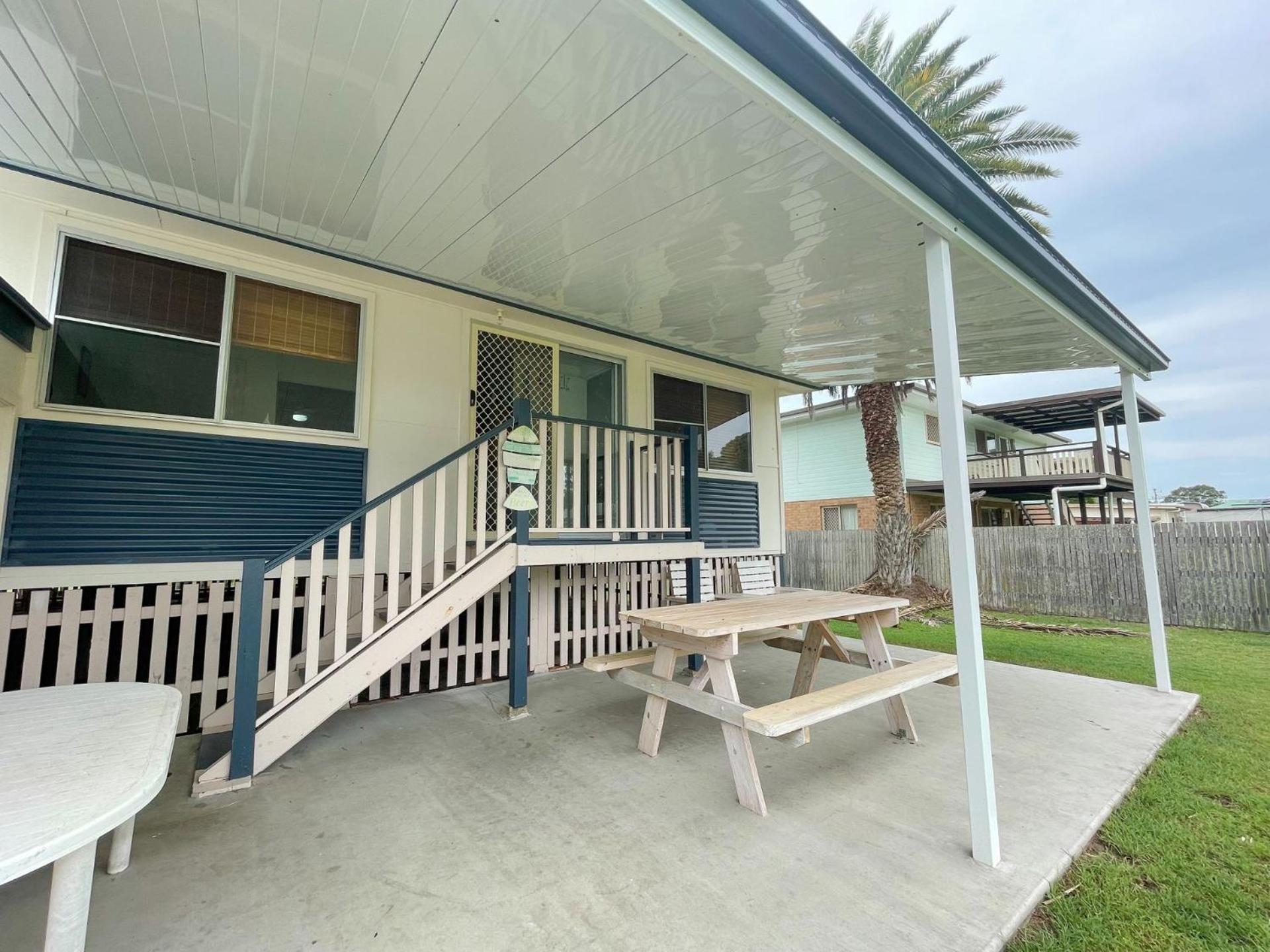 Scott's Retreat - Burrum Heads- Close to Beach- 4BR- Aircon