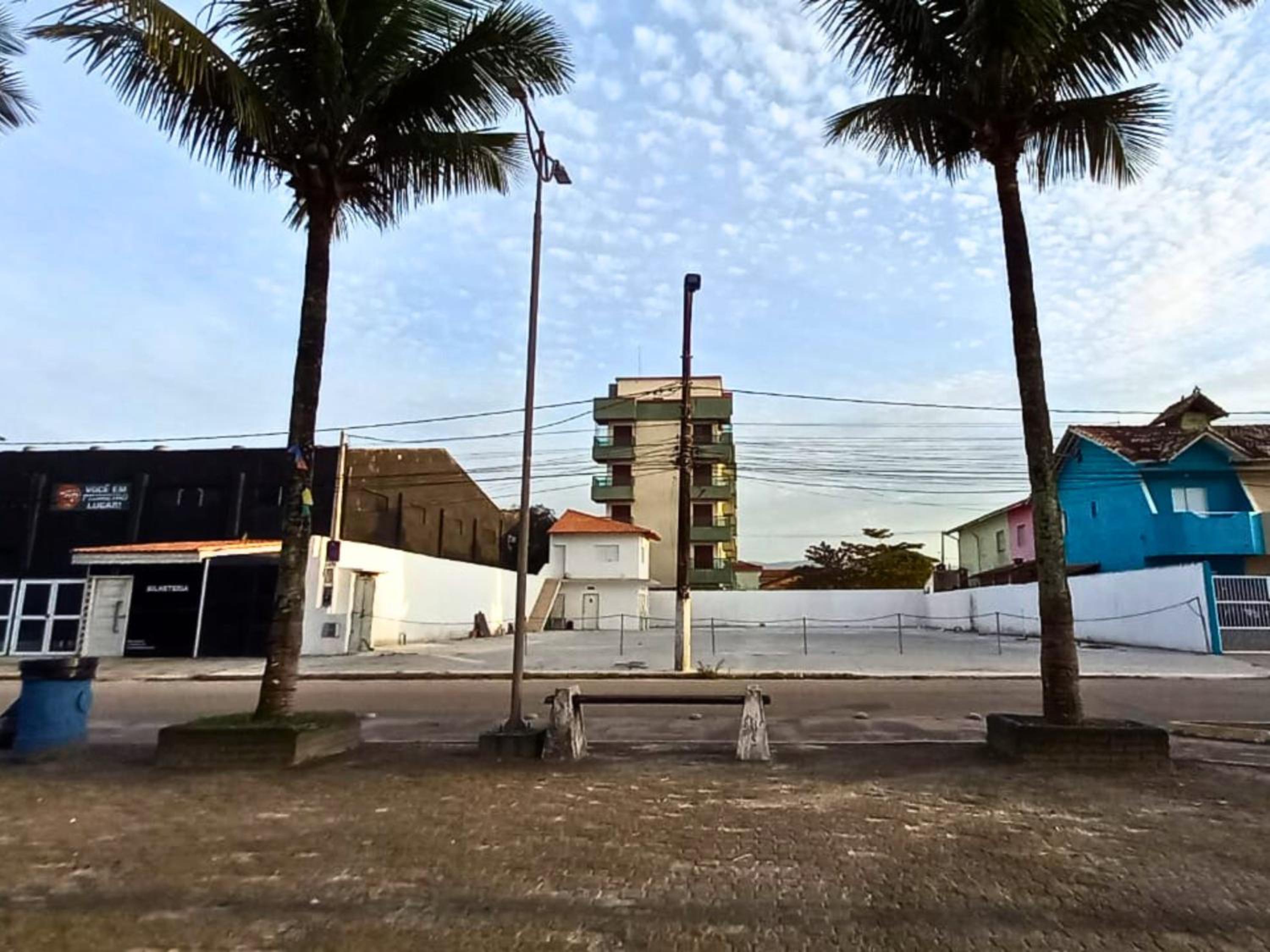 Apartamento Frente Mar com Vista para a Plataforma de Pesca Mongaguá