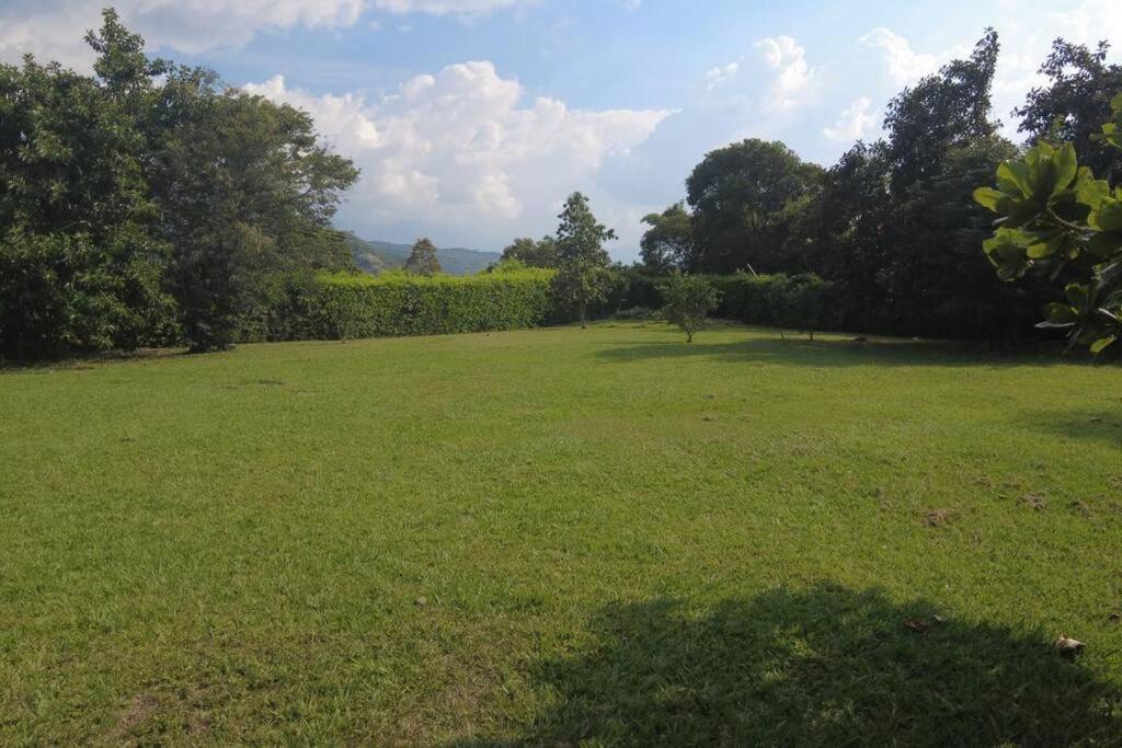 Anapoima- Casa campestre en conjunto con piscina privada