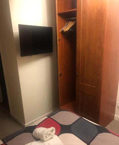 Private comfortable bedroom with ensuite