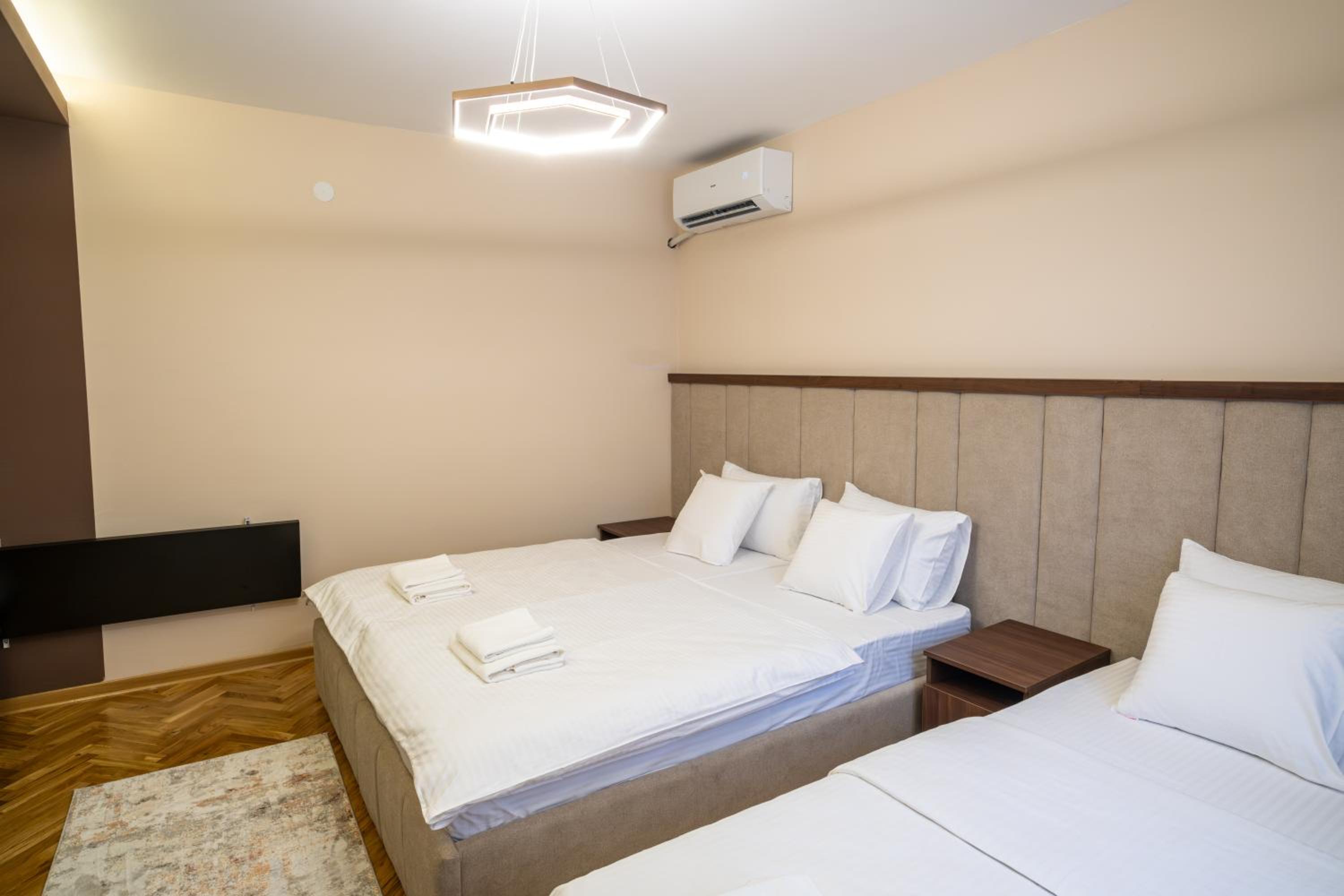 Trpeza Luxury Apartments, free parking