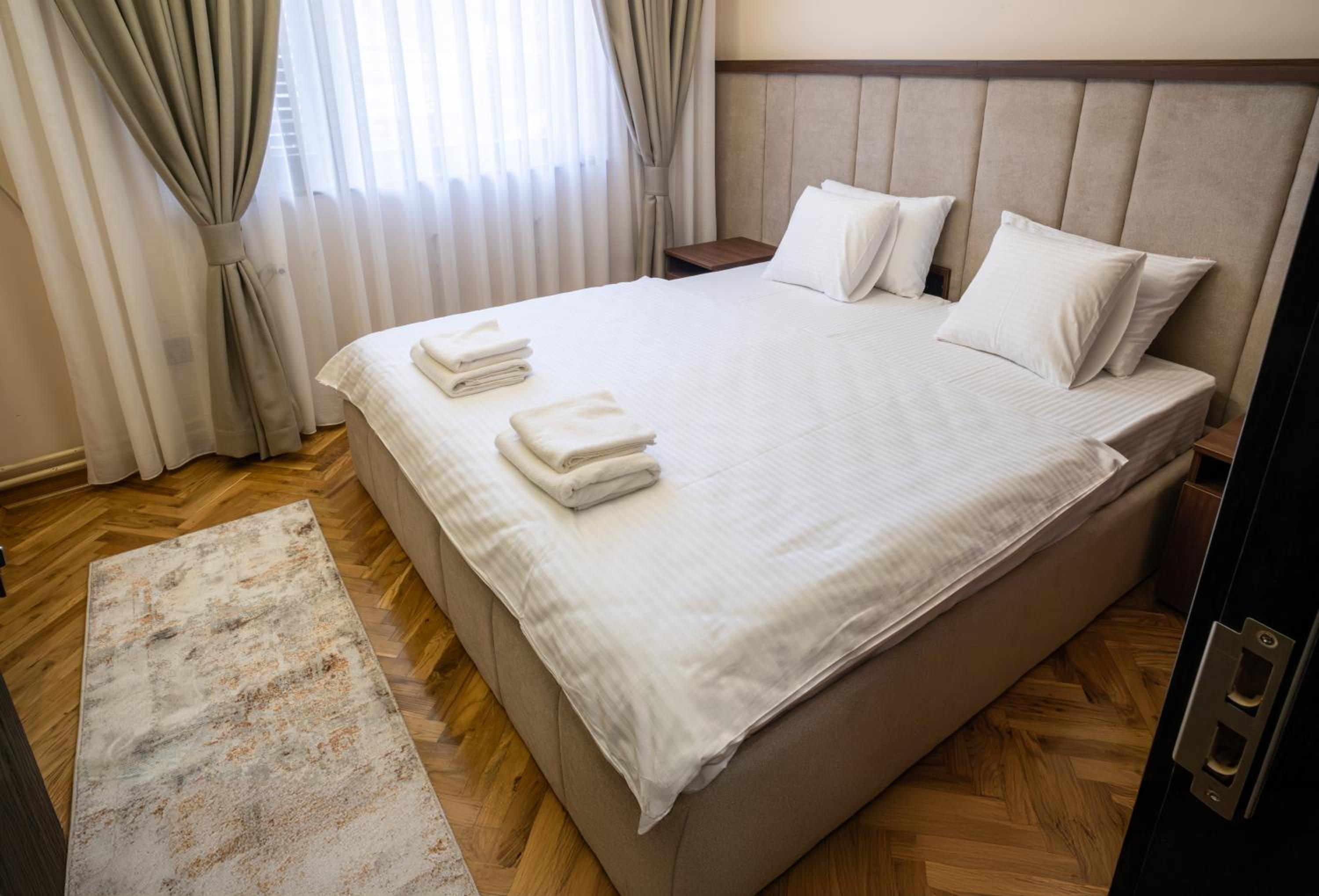 Trpeza Luxury Apartments, free parking