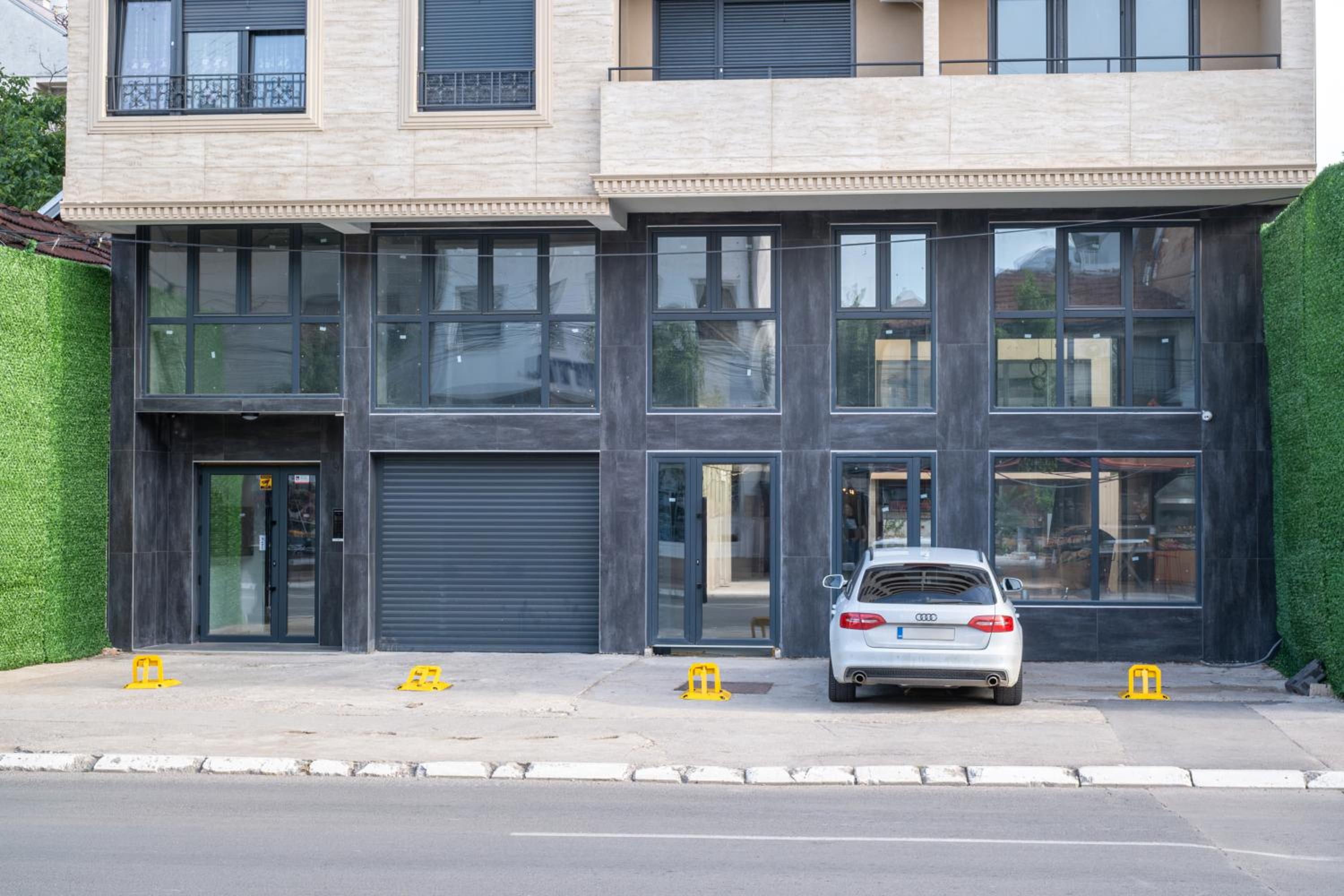 Trpeza Luxury Apartments, free parking