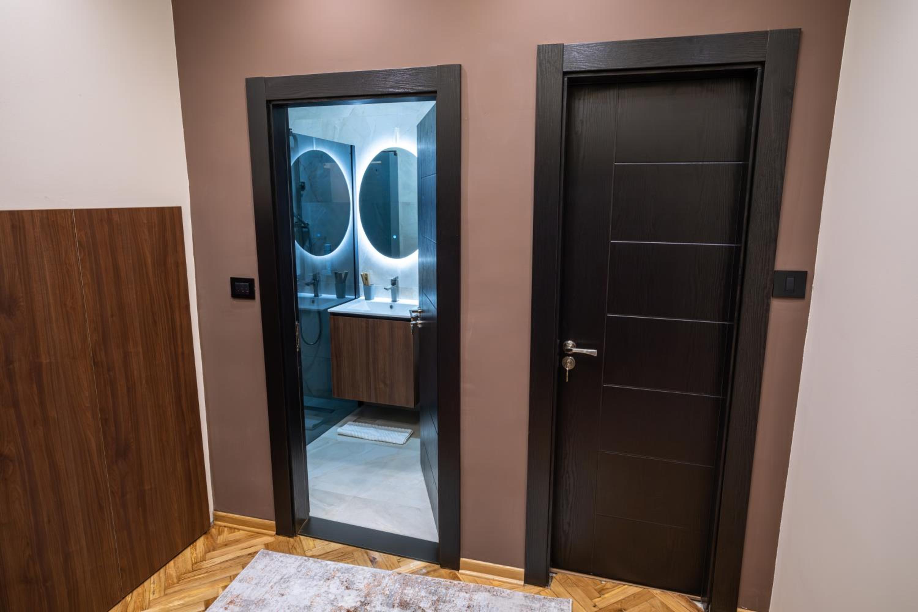 Trpeza Luxury Apartments, free parking