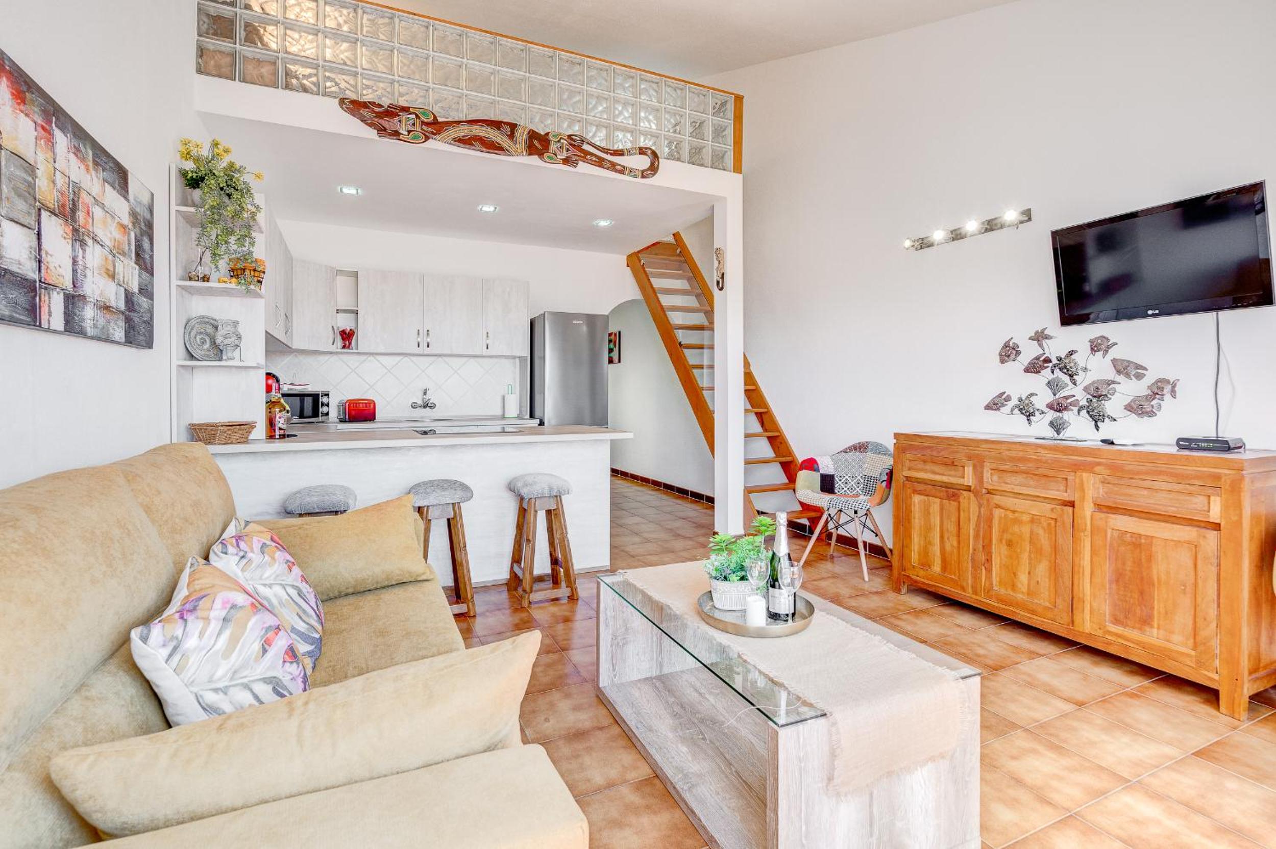 Pambnb - Sea Breeze Loft Parque Albatros view 5