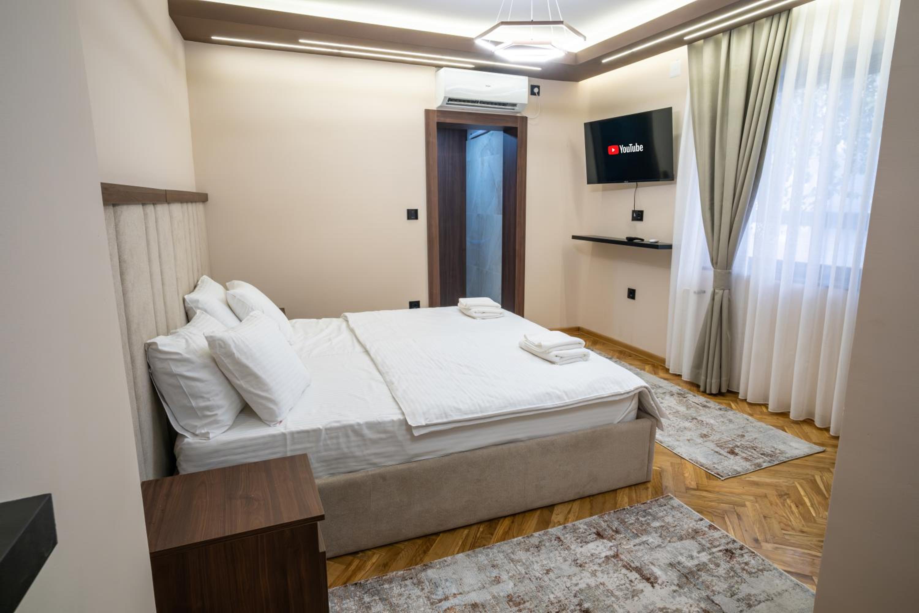 Trpeza Luxury Apartments, free parking