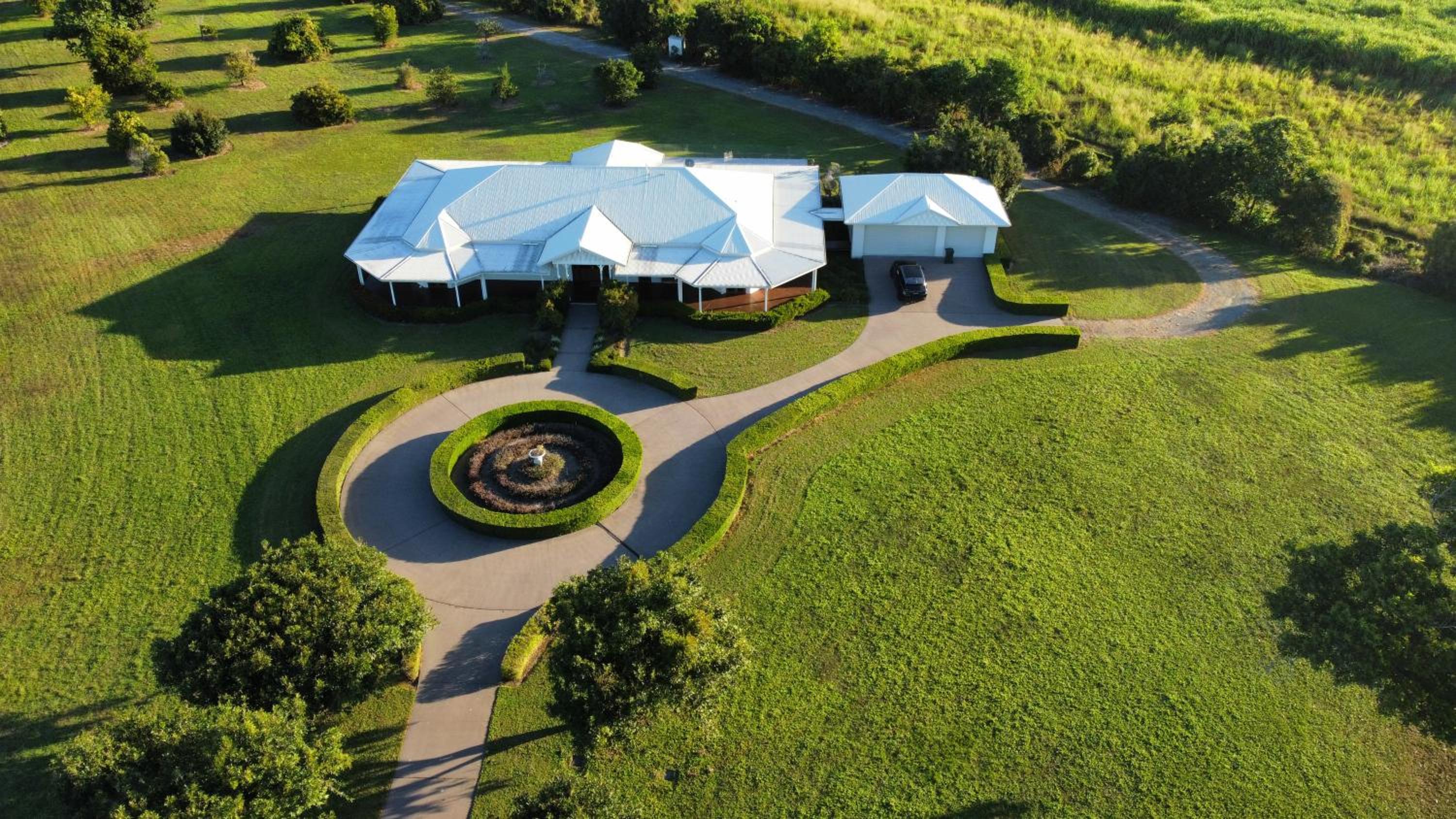 The Hampton Lodge with private pool on 25 acres