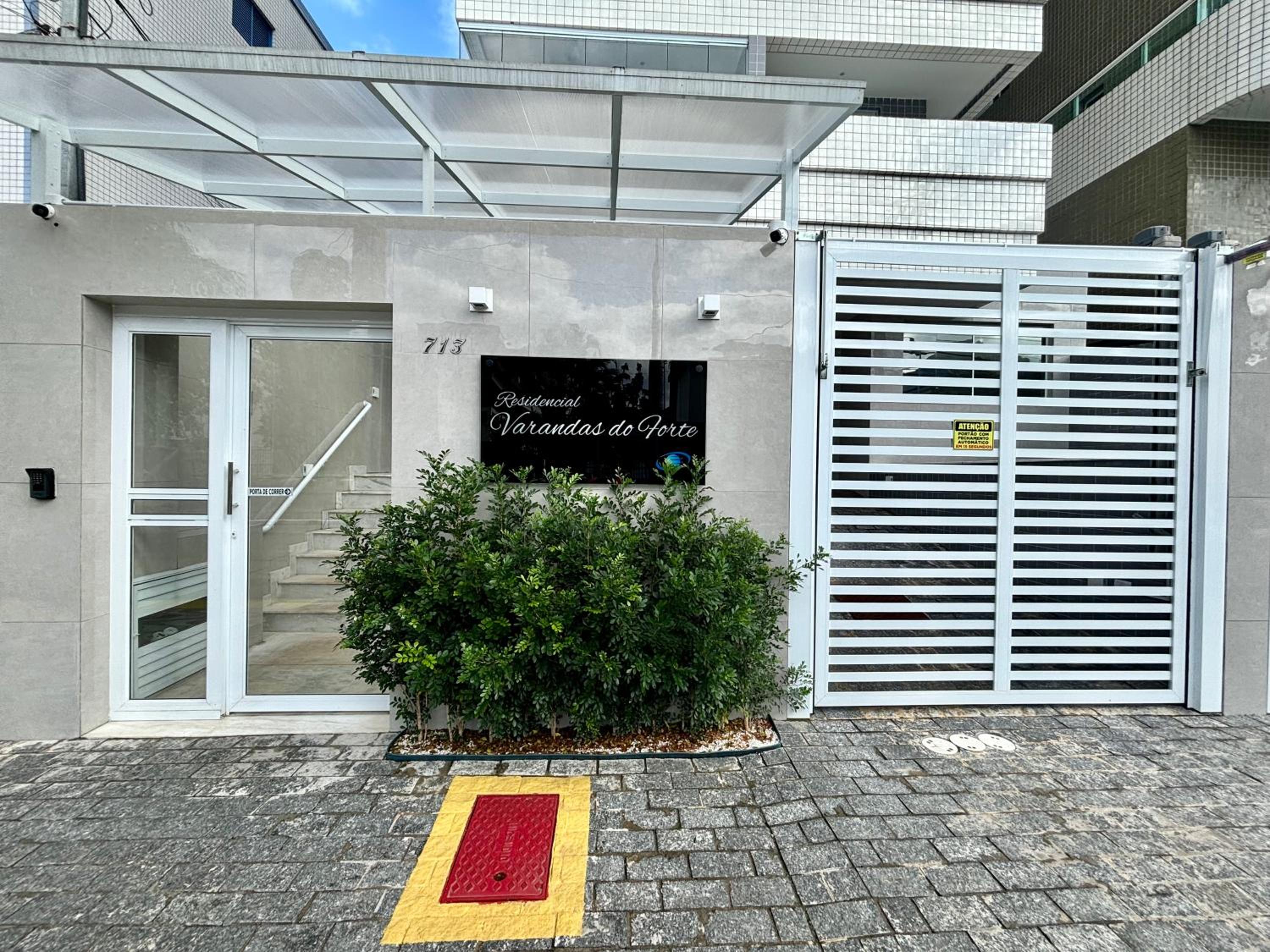 Novo Apto Canto do Forte, Rua Praia Vista Montanha, com Wi Fi, HomeBeach10, 01 Vaga de Garagem, Melhores Restaurantes ao lado
