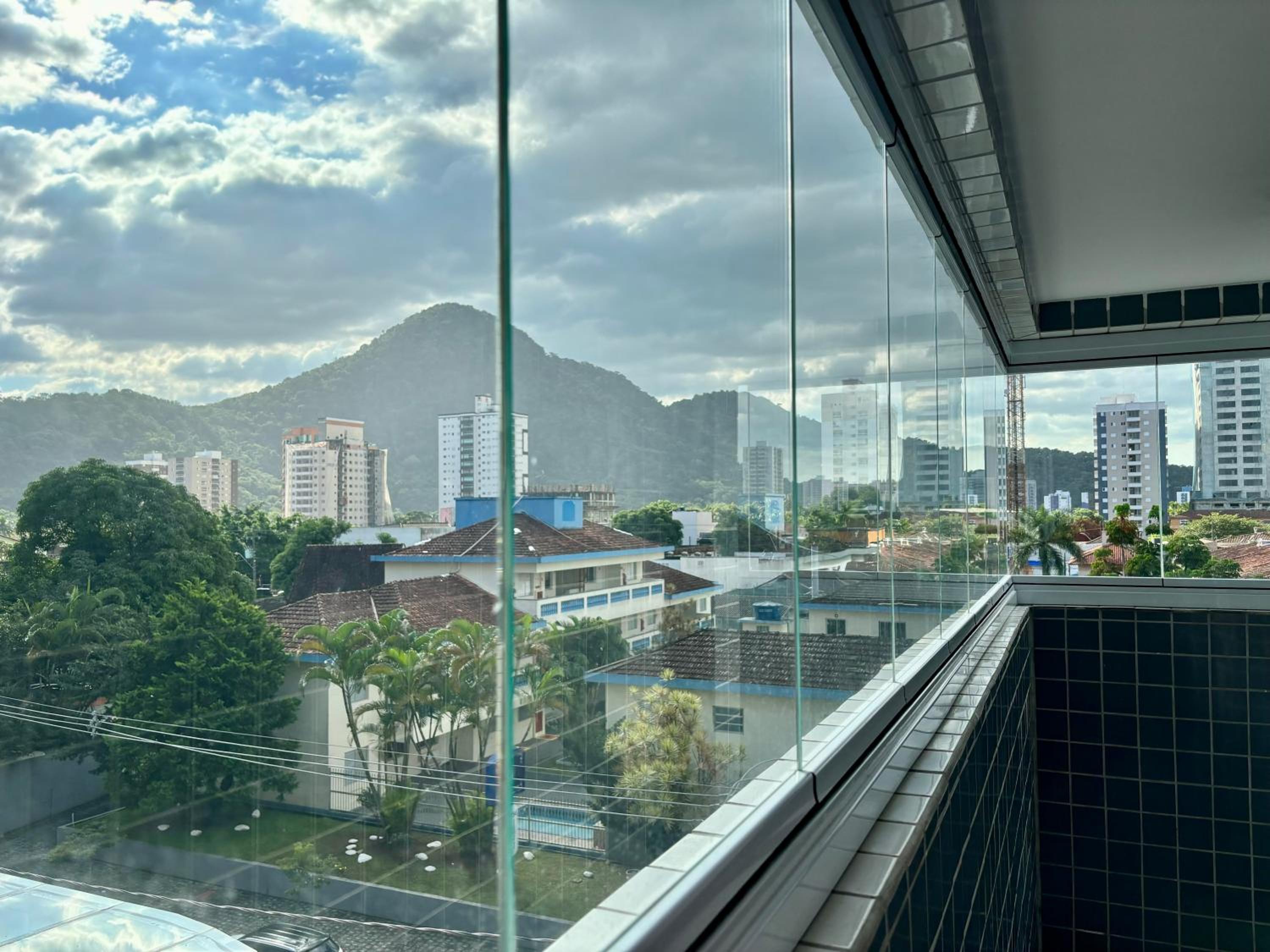 Novo Apto Canto do Forte, Rua Praia Vista Montanha, com Wi Fi, HomeBeach10, 01 Vaga de Garagem, Melhores Restaurantes ao lado
