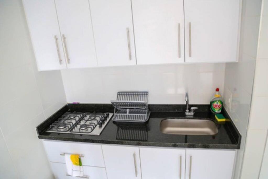 Stylish & Renovated Condo in El Laguito, Cartagena