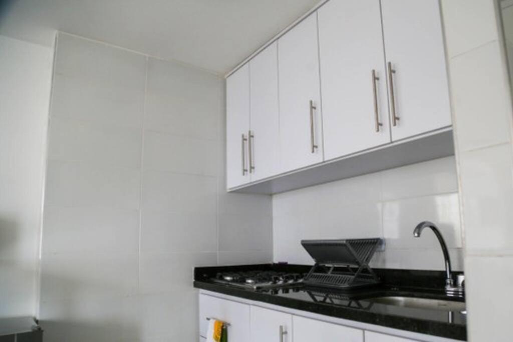 Stylish & Renovated Condo in El Laguito, Cartagena